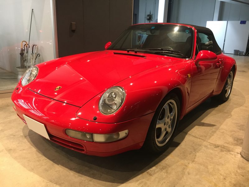 ポルシェ空冷911カレラ カブリオレ（Type993最終）ティプトロニック<br>ガーズレッド