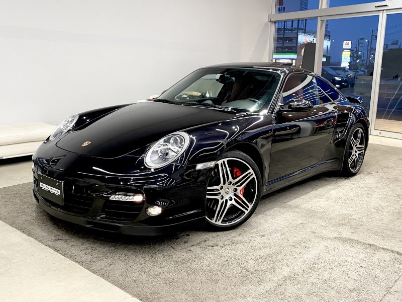 ポルシェ911ターボ（Type997）ティプトロニックS<br>バサルトブラックメタリック