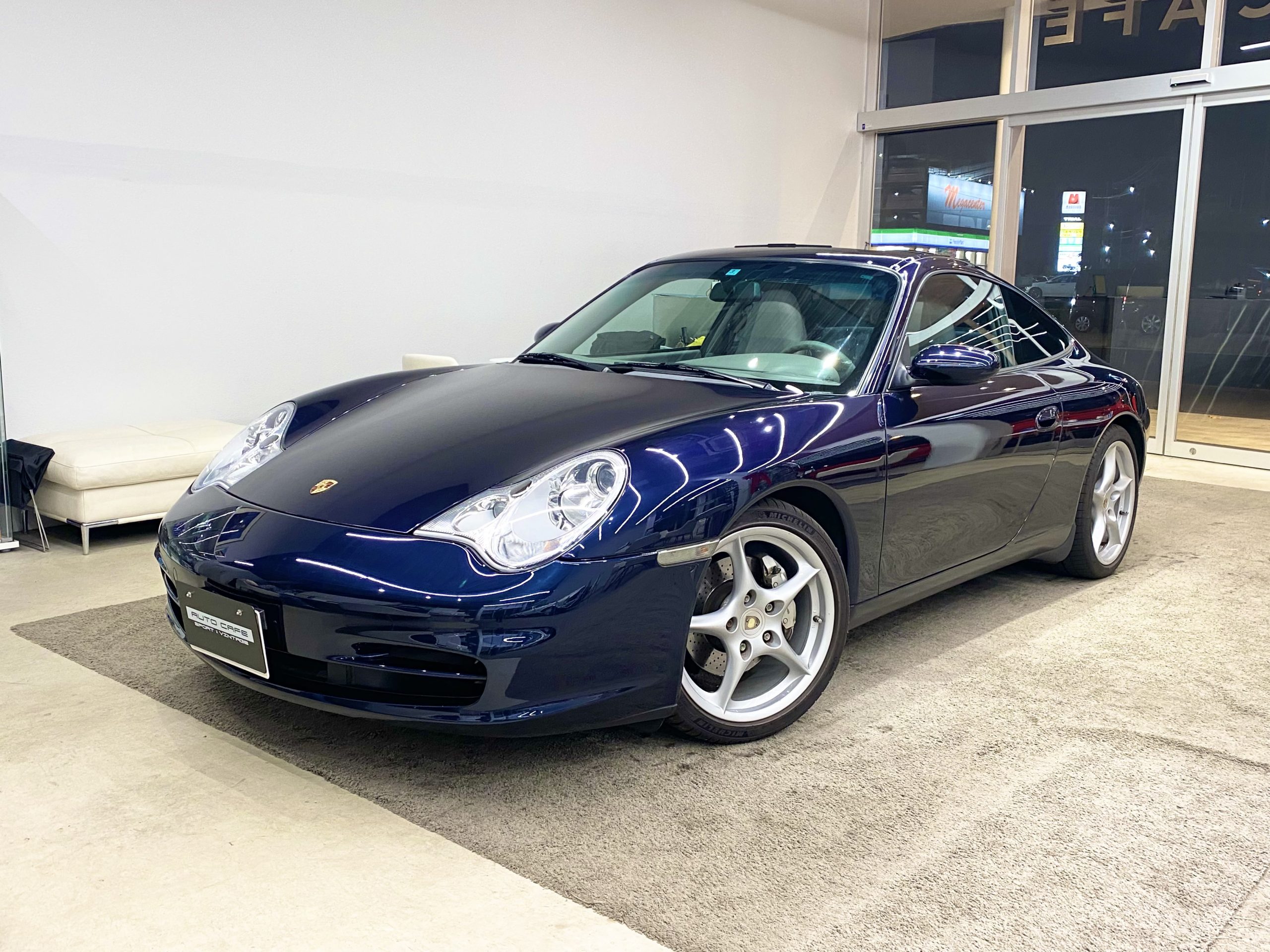 ポルシェ911カレラ4（Type996後期）ティプトロニックS<br>ミッドナイトブルーメタリック