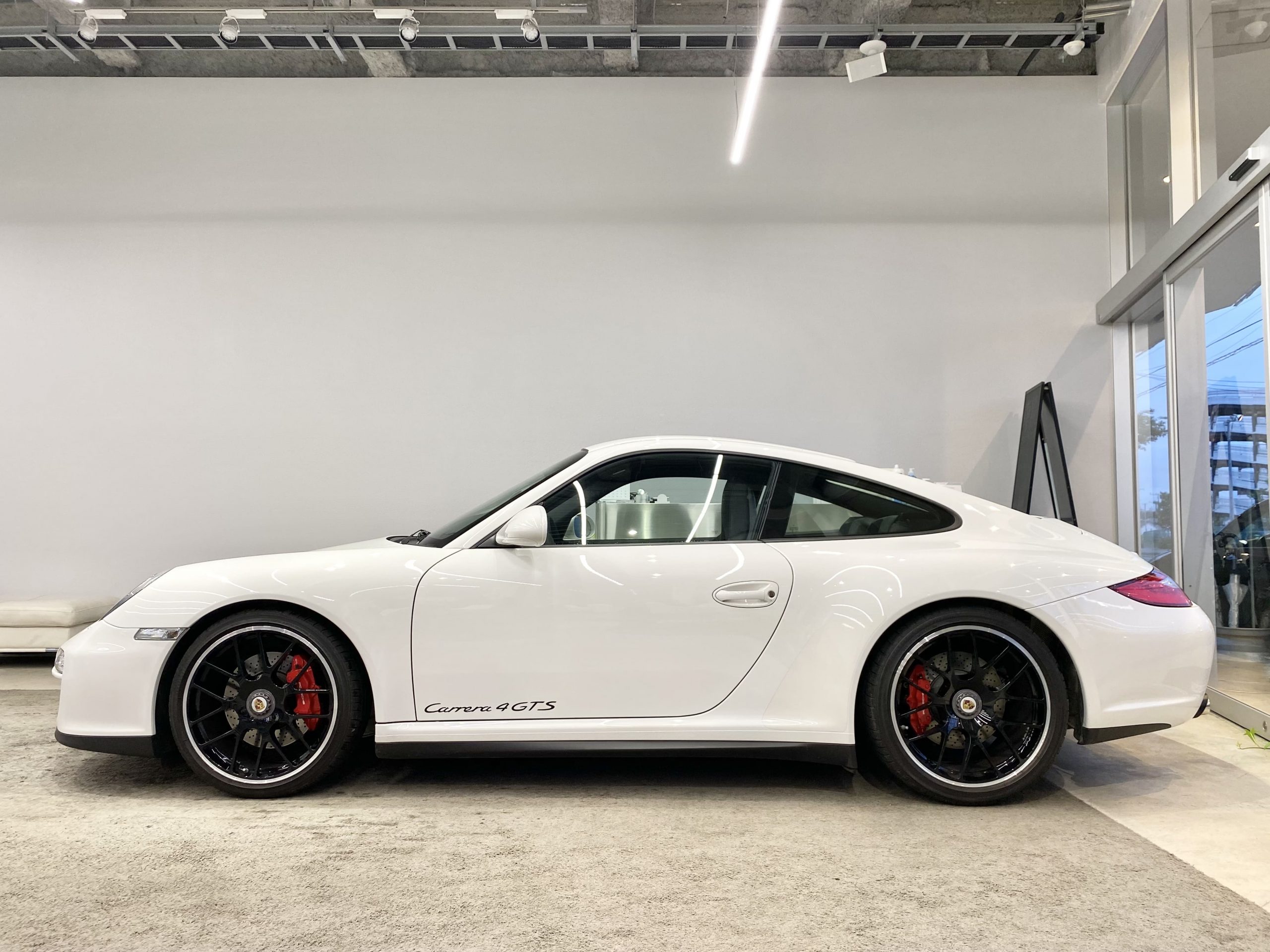 ポルシェ911カレラ4GTS（Type997後期）PDK<br>キャララホワイト