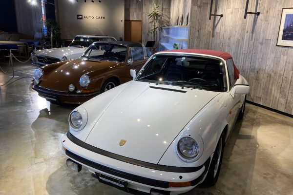 【展示】空冷モデル930型<br>ポルシェ911SCカブリオレ<br>イオンタウンユーカリが丘店にて