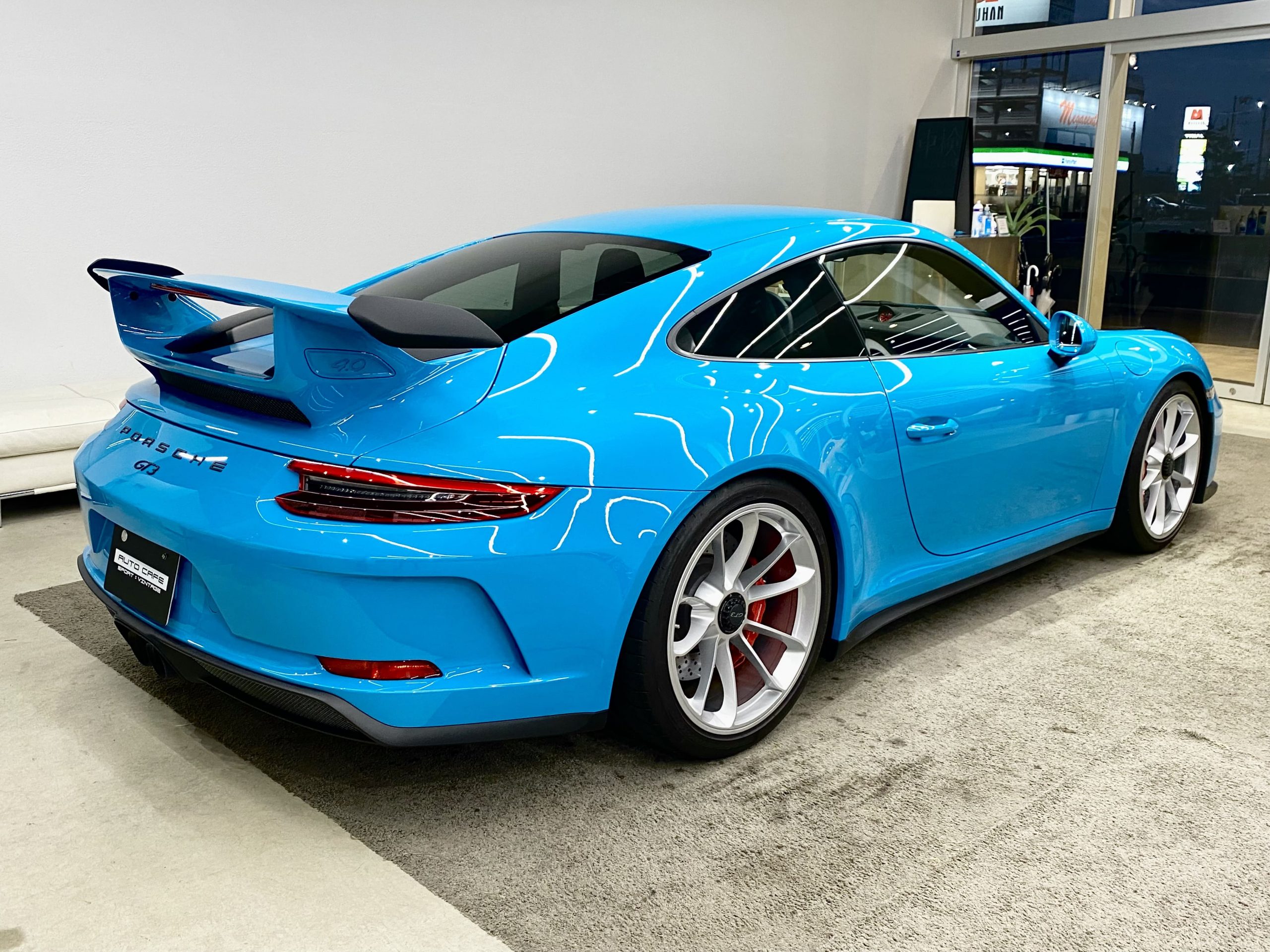 ポルシェ911GT3（Type991.2）6MT<br>マイアミブルー