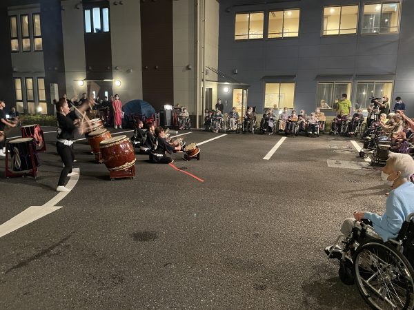 ポルシェ　特別養護老人ホーム　福祉