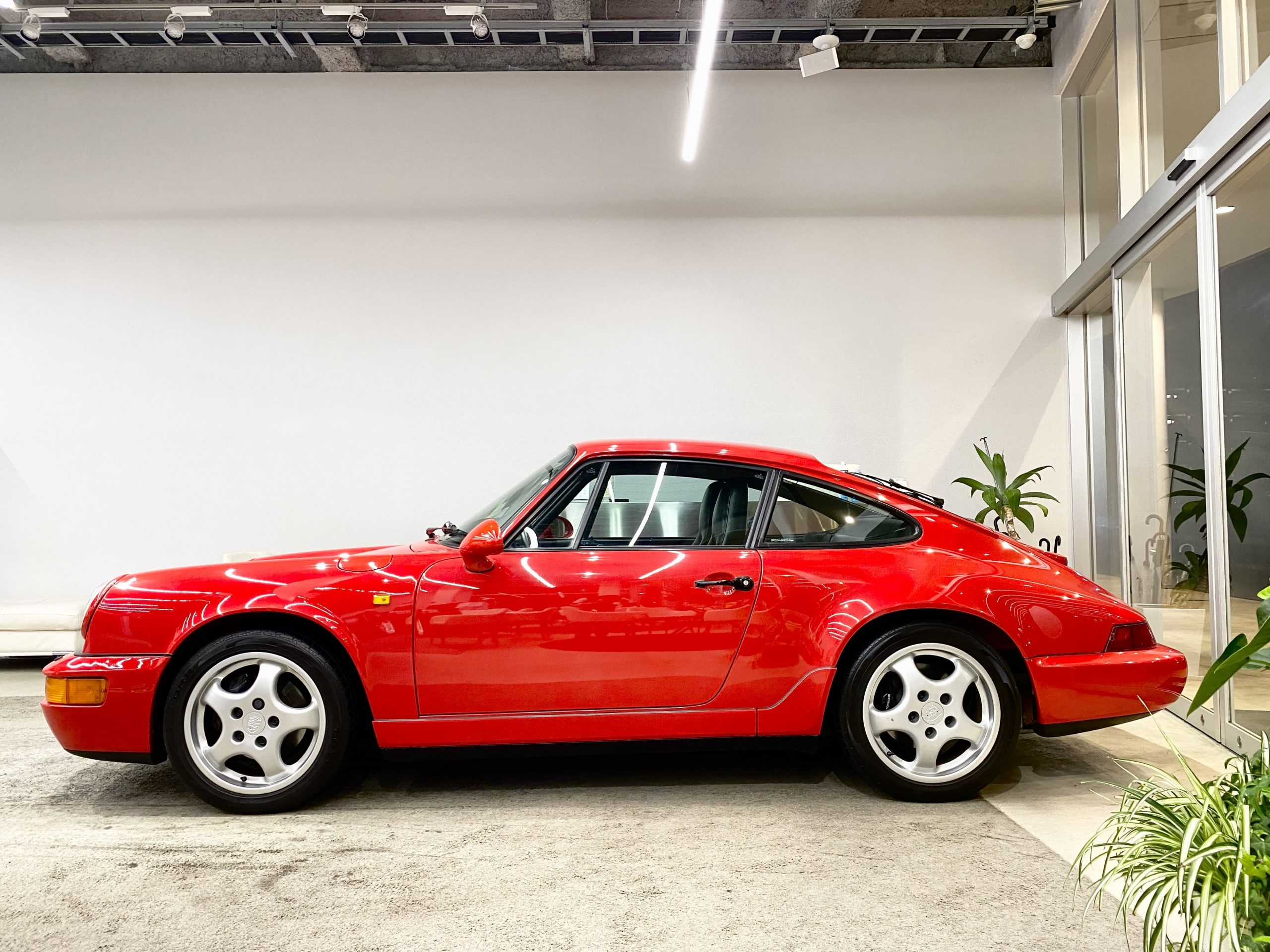 【空冷モデル】ポルシェ911カレラ2（Type964）ティプトロニック<br>レッド