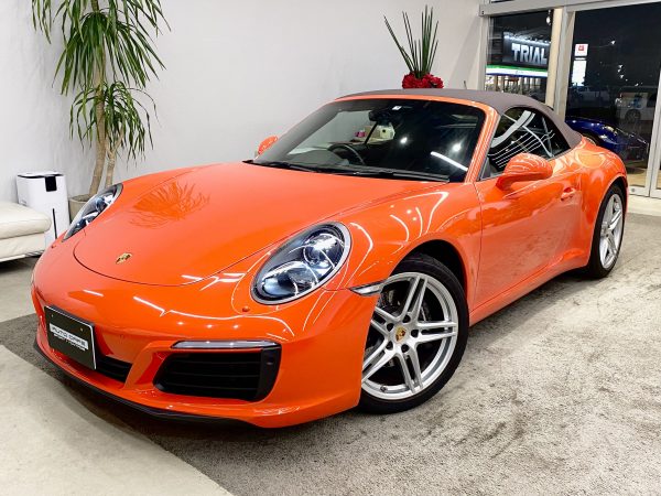 ポルシェ911カレラ　カブリオレ　ラバオレンジ　991.2