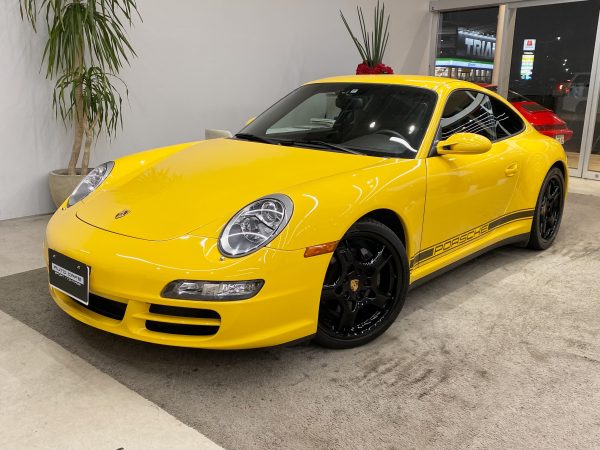 ポルシェ911カレラ4　997　スピードイエロー　オールレザー　ココアブラウン