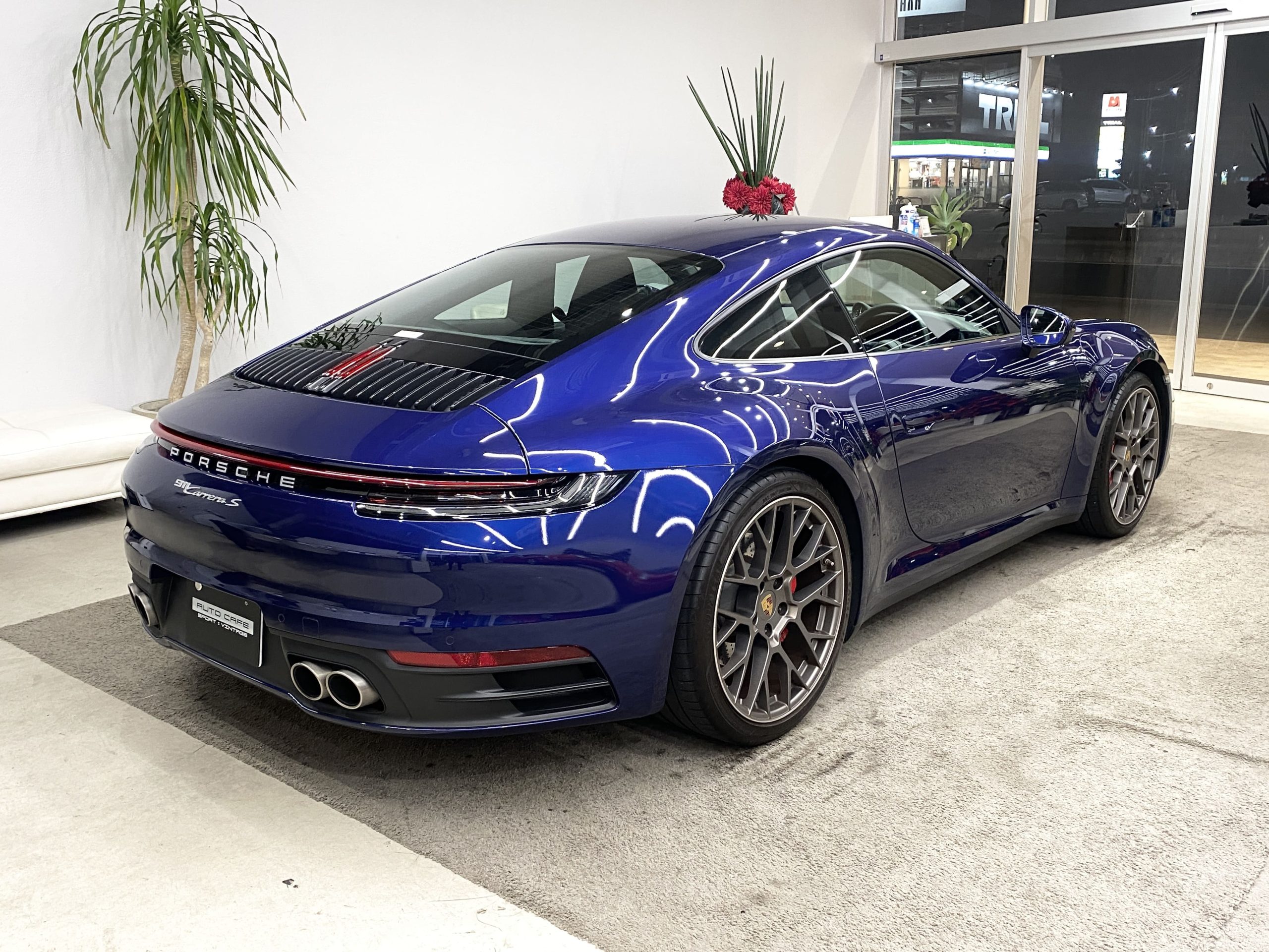 ポルシェ911カレラＳ（現行Type992）PDK<br>スポーツクロノPKG<br>BOSEサラウンドシステム<br>グレーインテリア