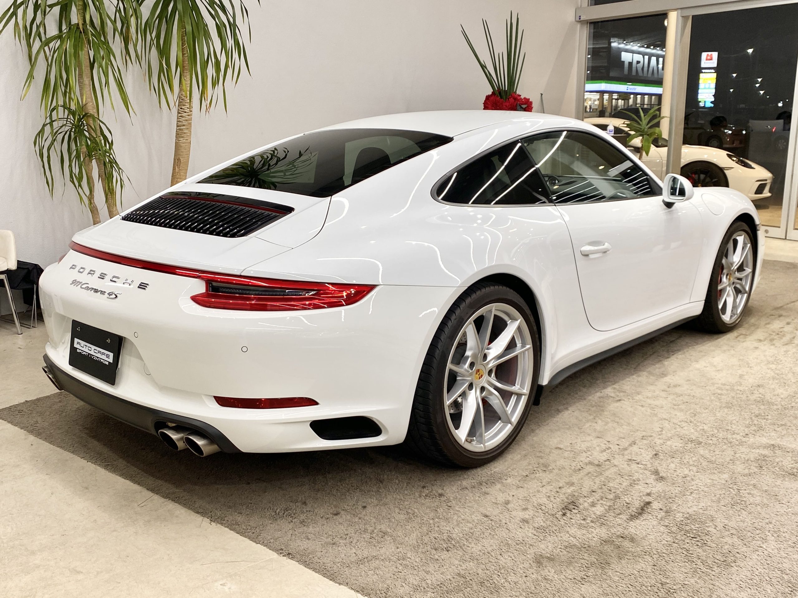 ポルシェ911カレラ4S（Type991.2）<br>超希少7MT！<br>スポーツクロノパッケージ<br>PASM