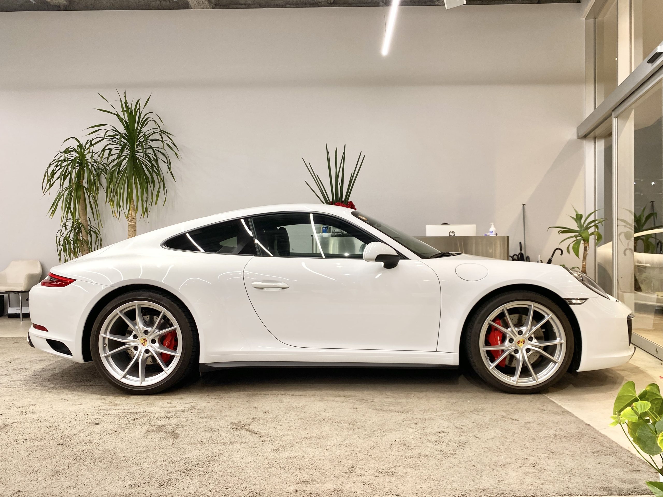 ポルシェ911カレラ4S（Type991.2）<br>超希少7MT！<br>スポーツクロノパッケージ<br>PASM