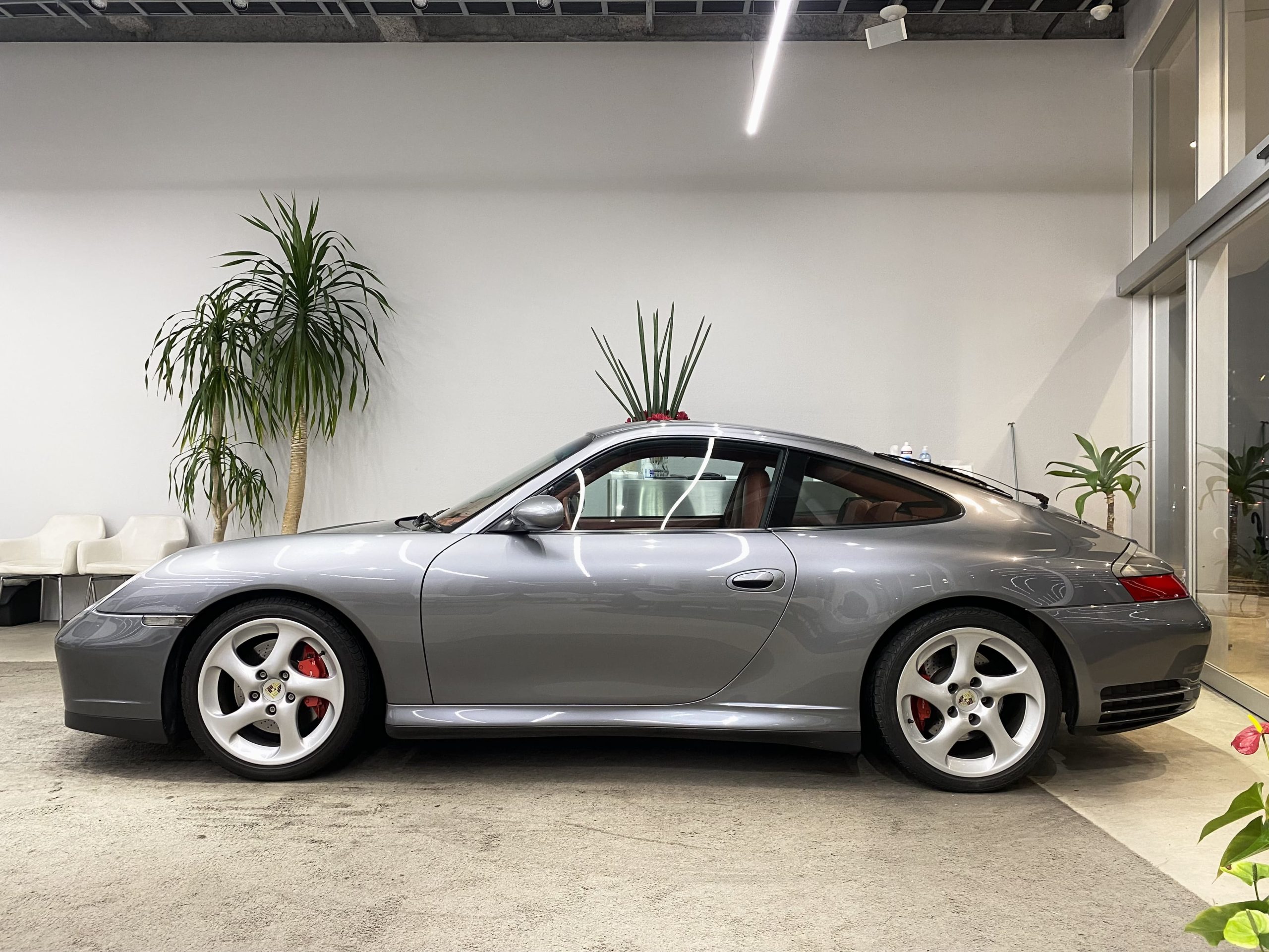 ポルシェ911カレラ4S（Type996）<br>ティプトロニックS<br>テラコッタレザーインテリア<br>インタミ対策済