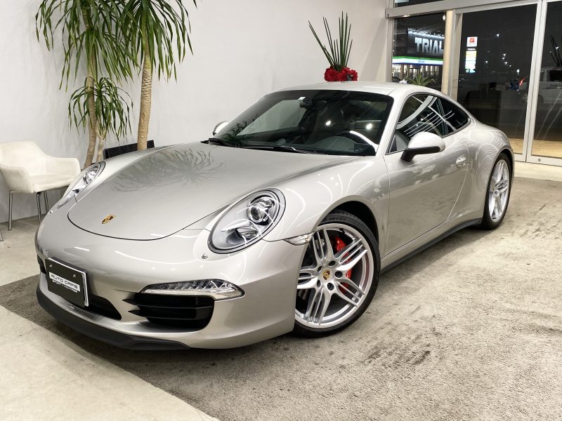 ポルシェ911カレラ4S（Type991.1）PDK<br>スポーツクロノPKG<br>スポーツエグゾースト<br>ツートンレザーインテリア