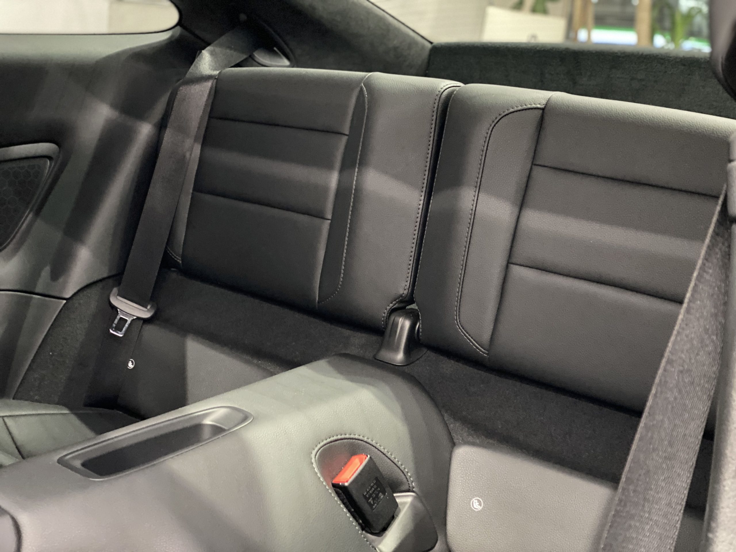 ポルシェ911カレラ（Type991.1）PDK<br>電動サンルーフ<br>PDLS付キセノンライト<br>20インチカレラSホイール