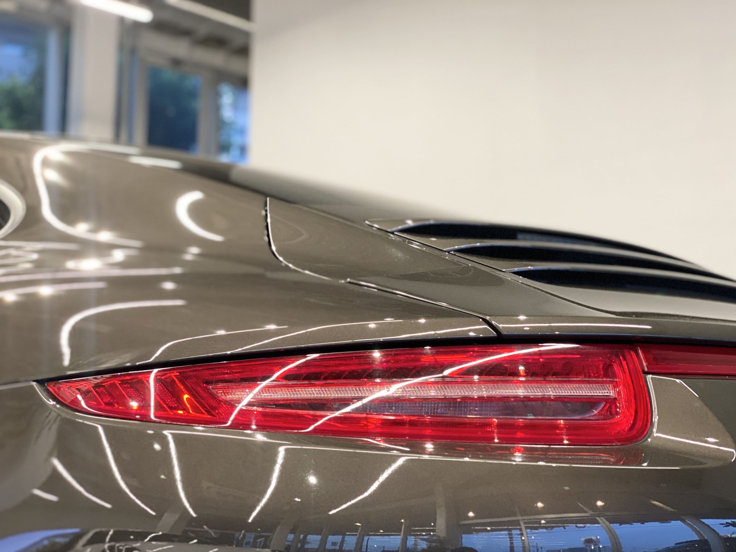 ポルシェ911カレラ4（Type991.1）PDK <br>スポーツクロノPKG<br>ベージュインテリア