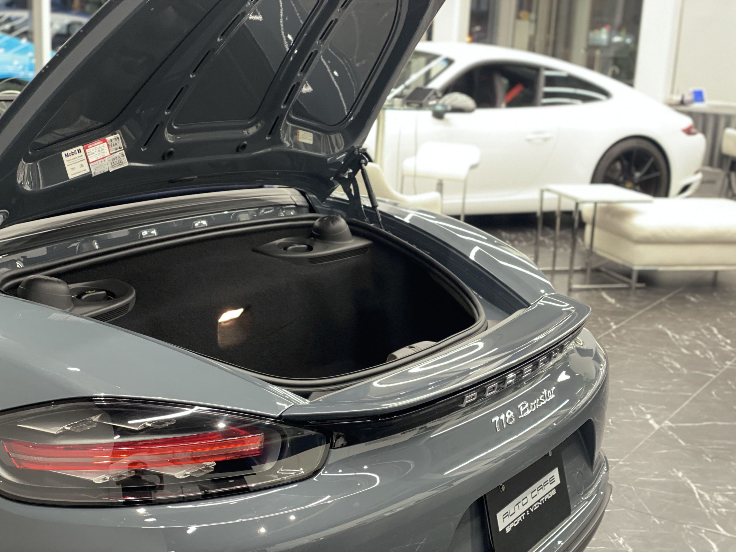 ポルシェ718ボクスター（Type982）PDK<br>スポーツクロノPKG<br>GTスポーツステアリング<br>PASM