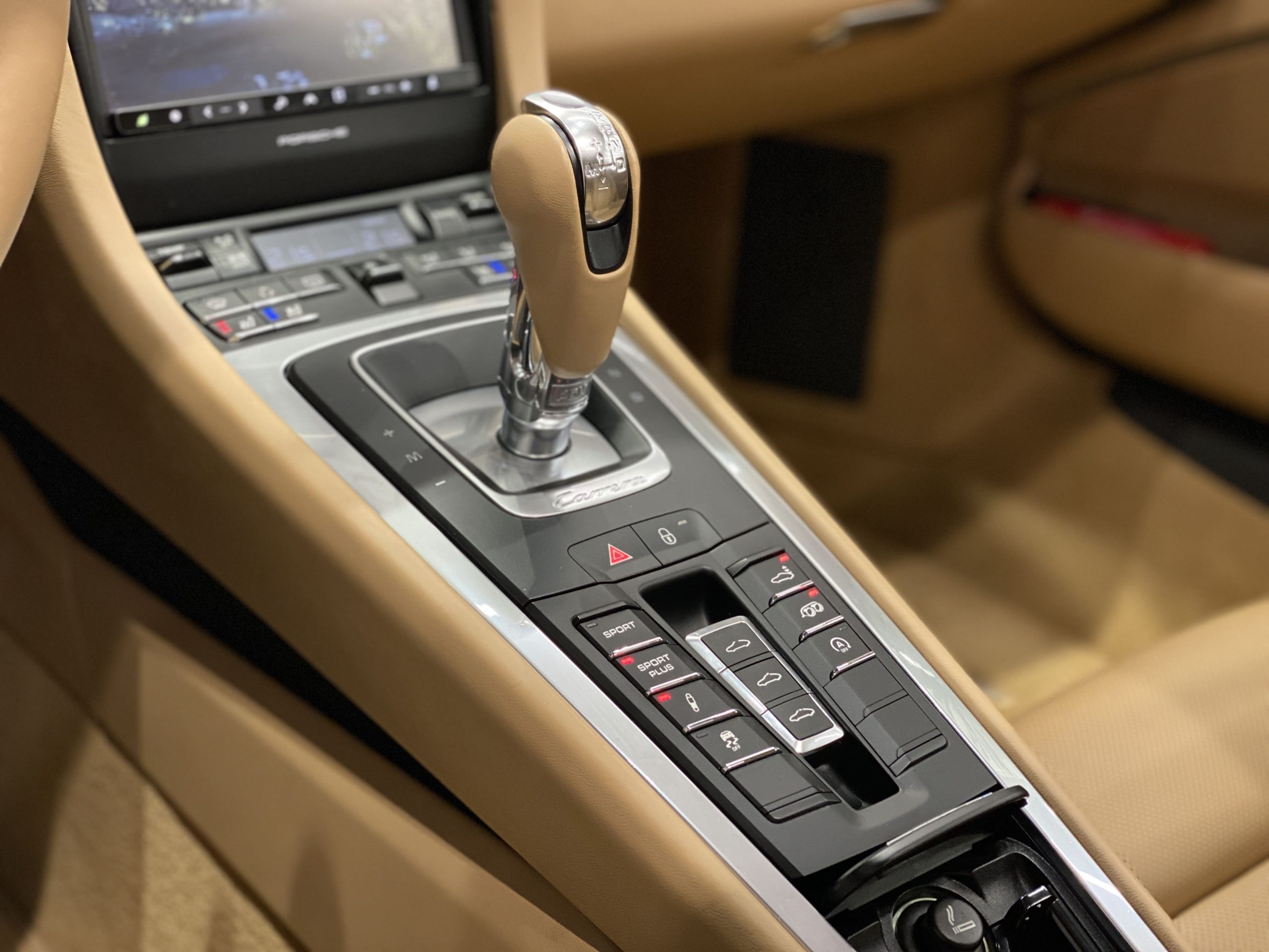 ポルシェ911カレラS（Type991.1）PDK<br>電動サンルーフ<br>スポーツクロノPKG<br>スポーツエグゾースト<br>レザーインテリア