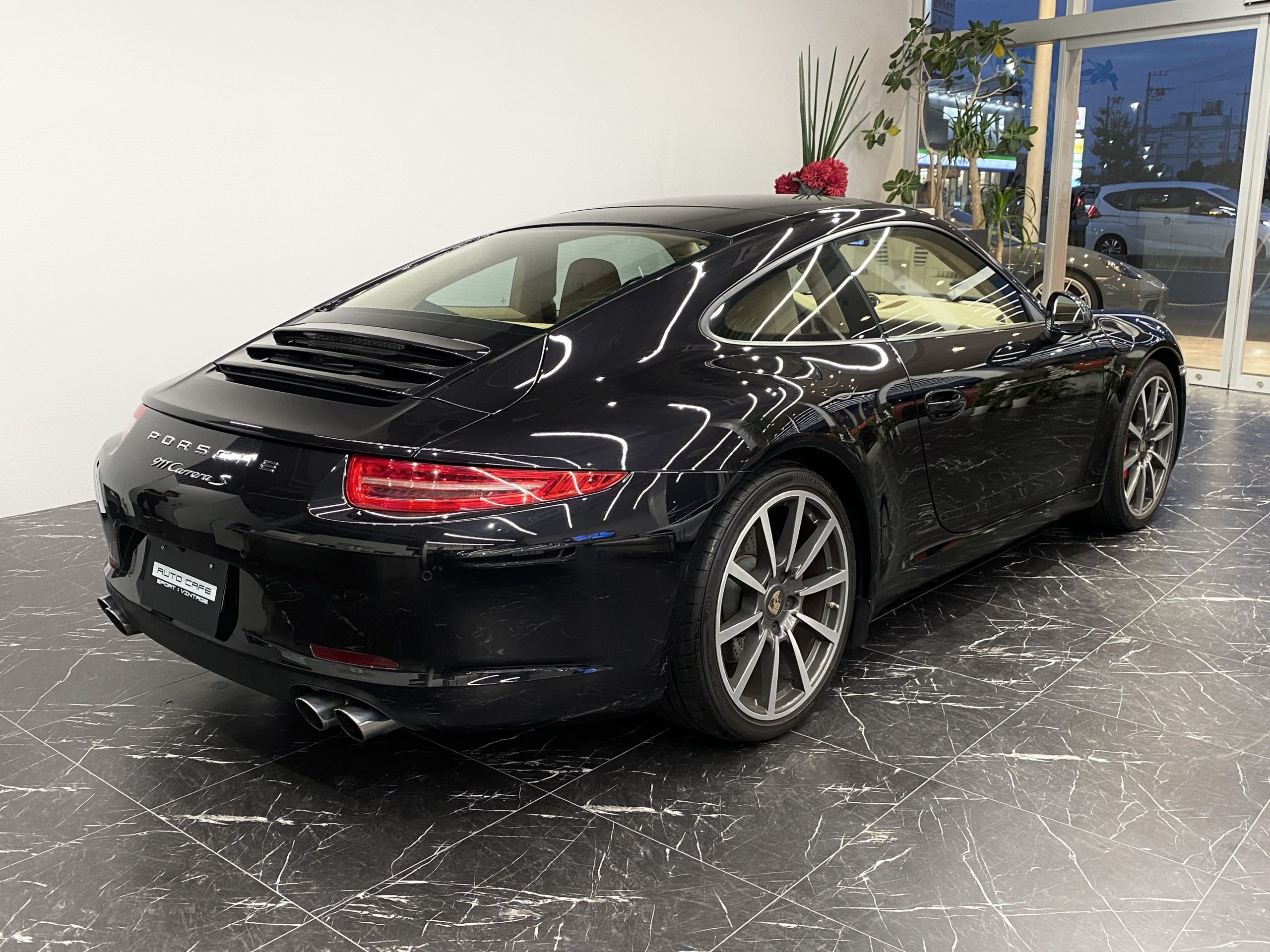 ポルシェ911カレラS（Type991.1）PDK<br>電動サンルーフ<br>スポーツクロノPKG<br>スポーツエグゾースト<br>レザーインテリア