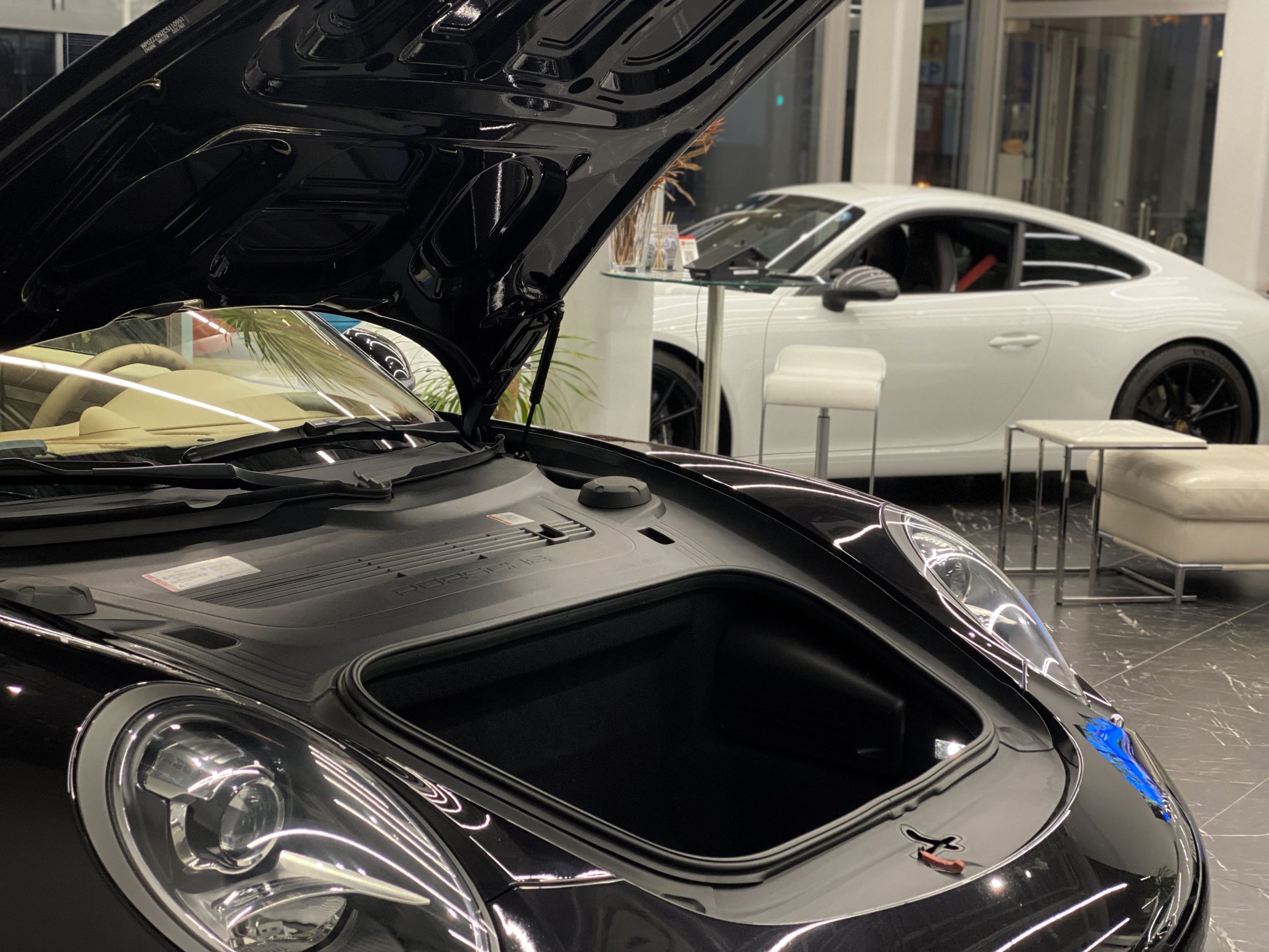 ポルシェ911カレラS（Type991.1）PDK<br>電動サンルーフ<br>スポーツクロノPKG<br>スポーツエグゾースト<br>レザーインテリア