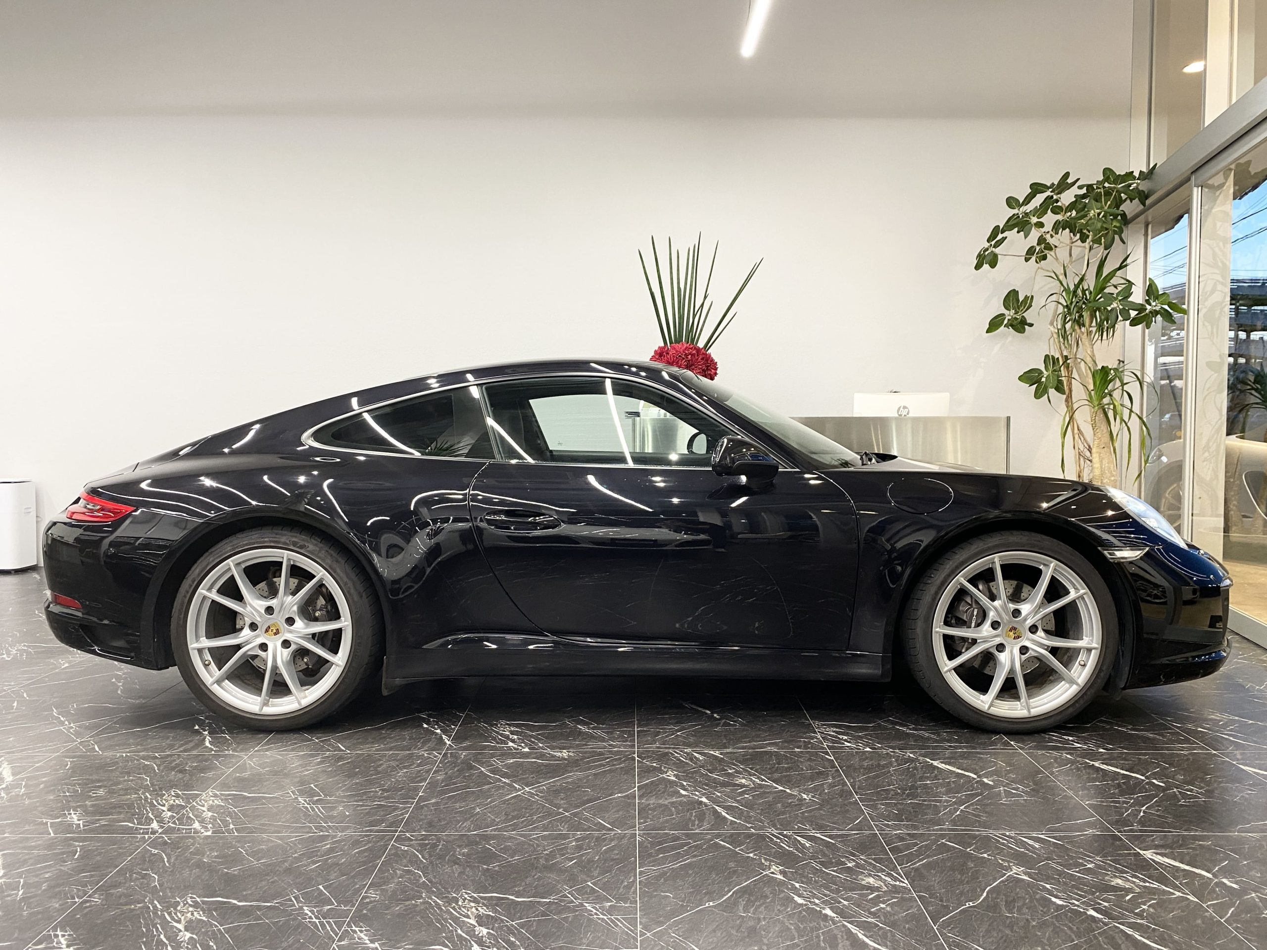 ポルシェ911カレラ（Type991.2）PDK<br>スポーツクロノPKG<br>スポーツエグゾースト<br>PDLS+LEDヘッドライト