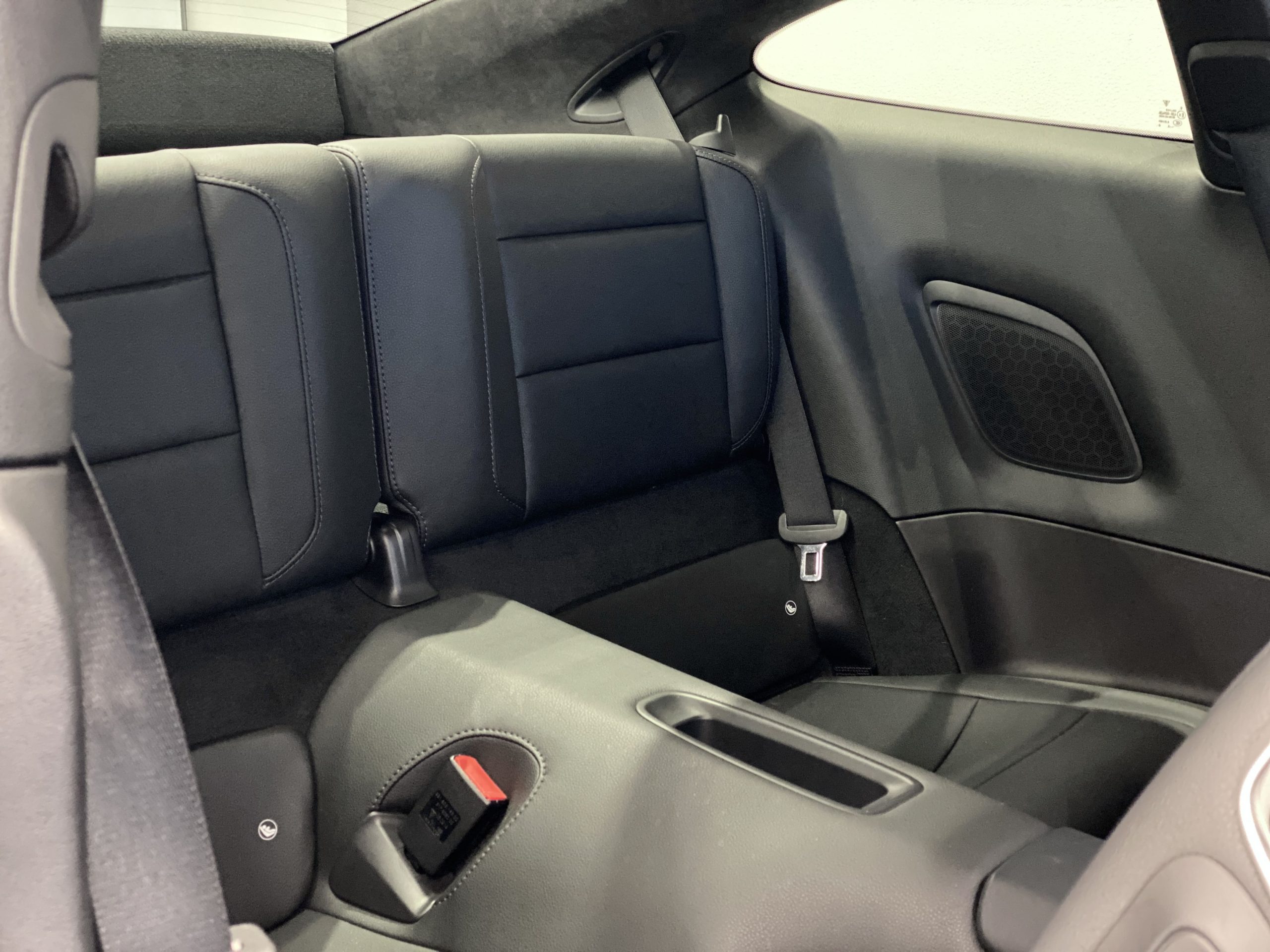 ポルシェ911カレラ（Type991.1）7MT<br>スポーツクロノPKG<br>電動サンルーフ<br>シートベンチレーション＆ヒーター（14Way)