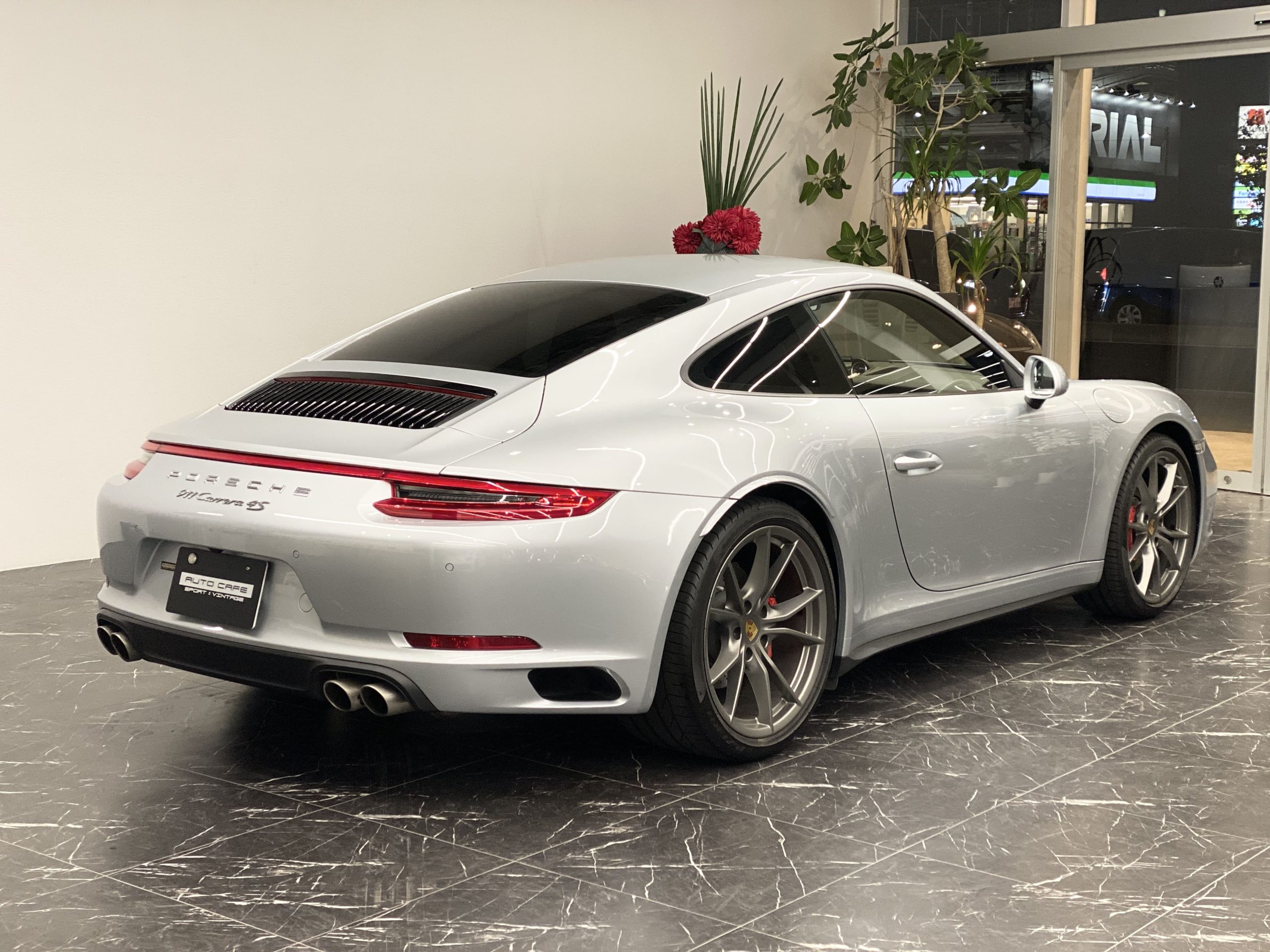 ポルシェ911カレラ4S（Type991.2）PDK<br>スポーツクロノPKG<br>サドルブラウンレザーインテリア