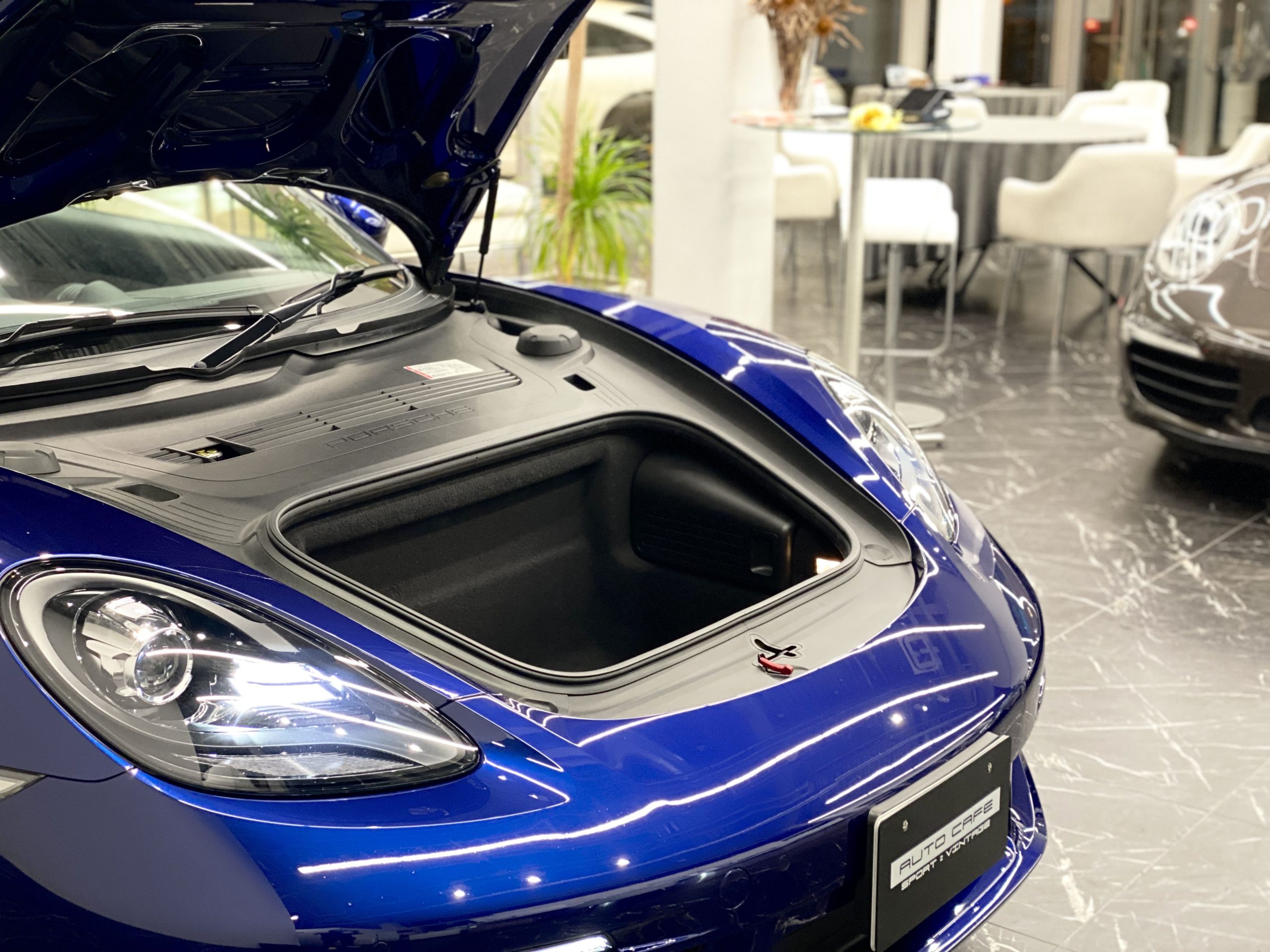 ポルシェ718ケイマン（Type982）PDK<br>スポーツクロノPKG<br>スポーツエグゾースト<br>TVチューナー