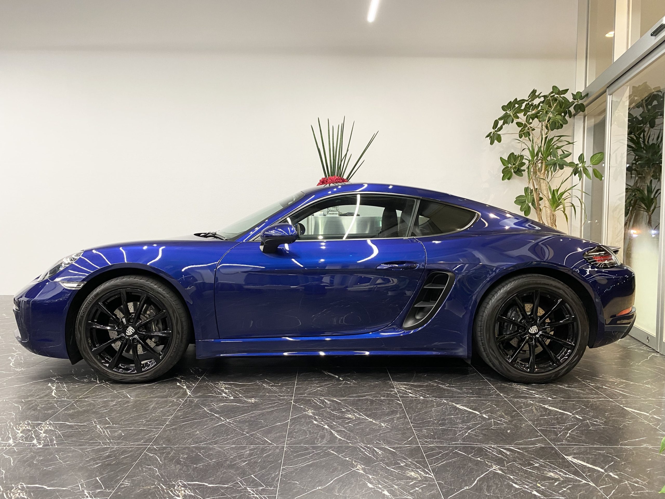 ポルシェ718ケイマン（Type982）PDK<br>スポーツクロノPKG<br>スポーツエグゾースト<br>TVチューナー