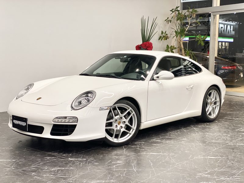 ポルシェ911カレラ（Type997.2）6MT<br>スポーツクロノPKG<br>PASM<br>レザーシート<br>シートヒーター