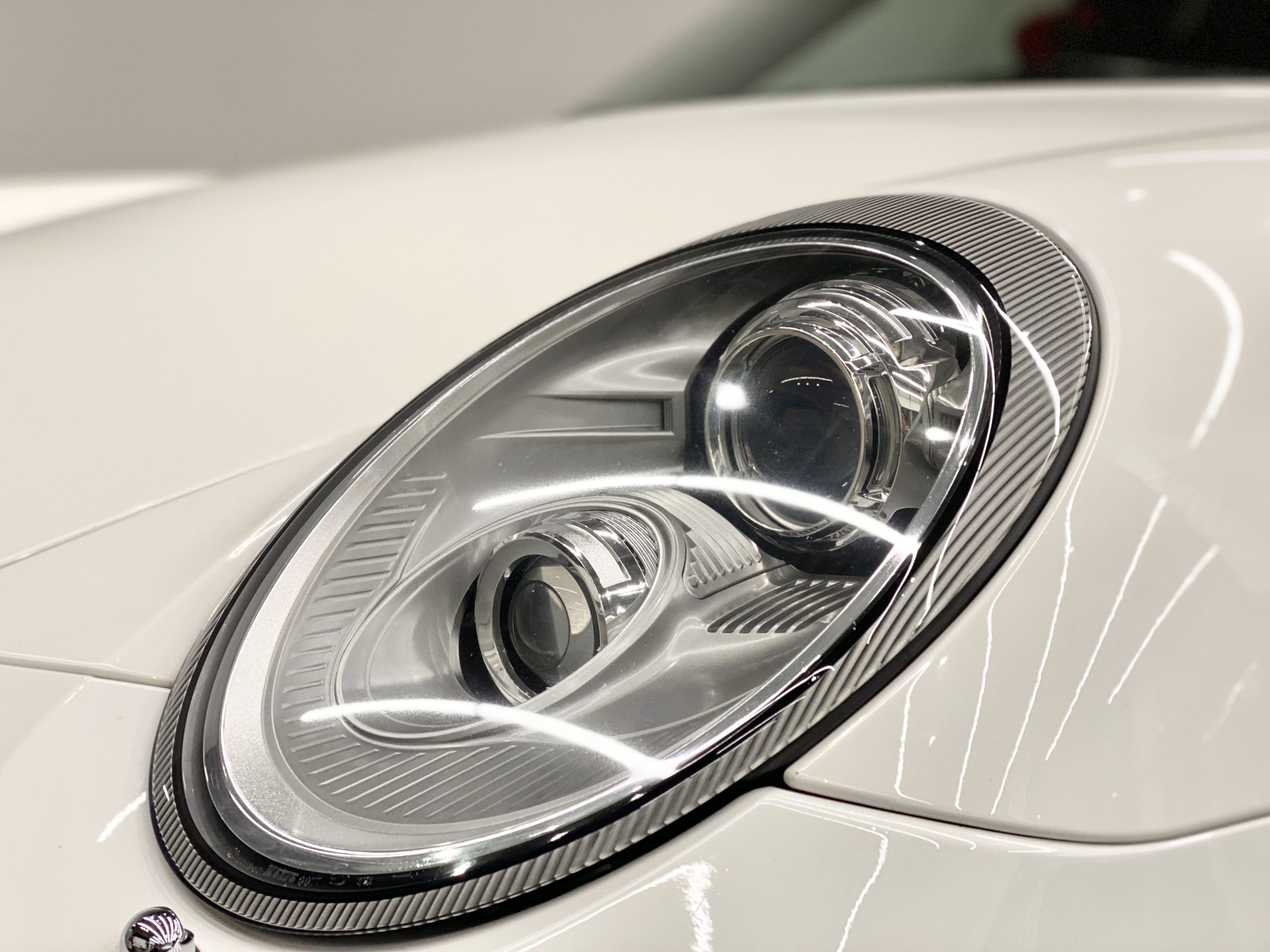 ポルシェ911カレラ（Type997.2）6MT<br>スポーツクロノPKG<br>PASM<br>レザーシート<br>シートヒーター