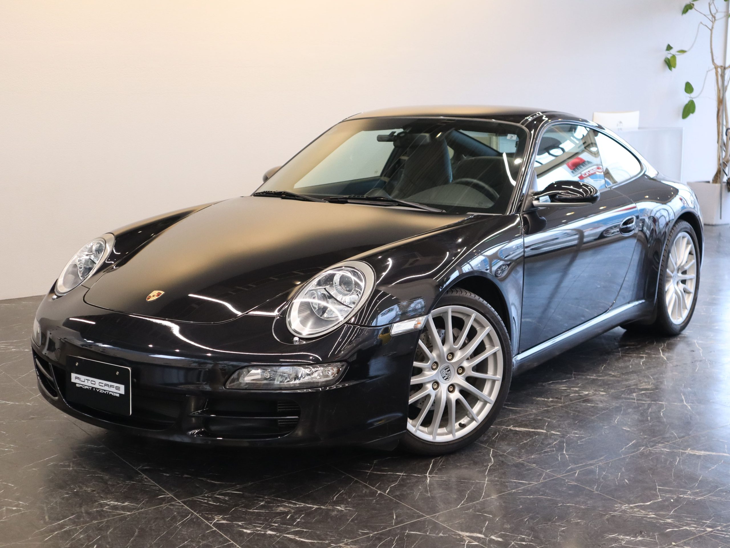 911カレラ エクスクルーシブエディション（Type997）<br>国内75台限定生産<br>エクスクルーシブ専用カーボンオプション<br>スポーツクロノパッケージ