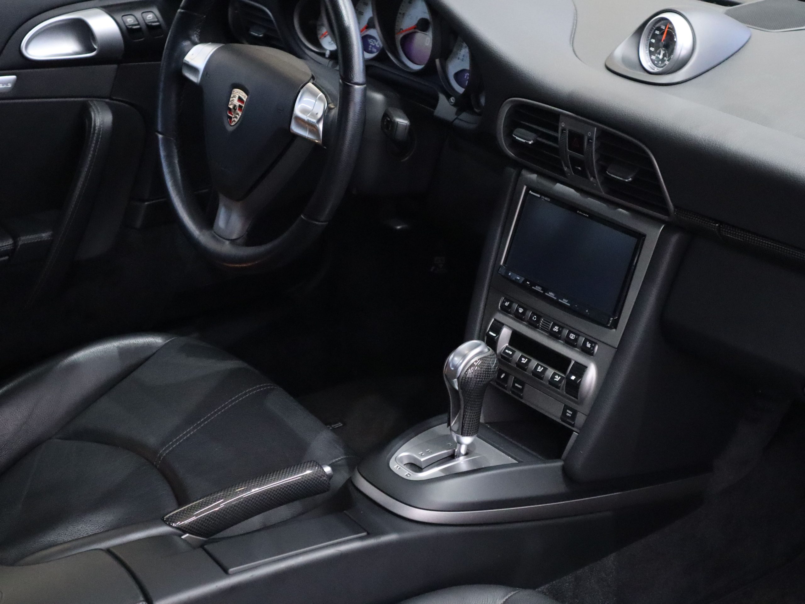 911カレラ エクスクルーシブエディション（Type997）<br>国内75台限定生産<br>エクスクルーシブ専用カーボンオプション<br>スポーツクロノパッケージ