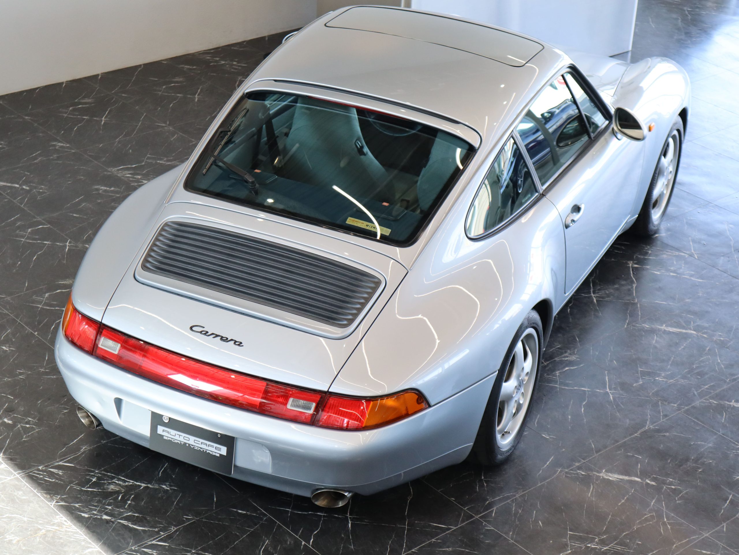 ポルシェ911カレラクーペⅡ（Type993）<br>ティプトロニックS<br>後期型バリオラムエンジン<br>ツートンインテリア<br>電動スライドルーフ