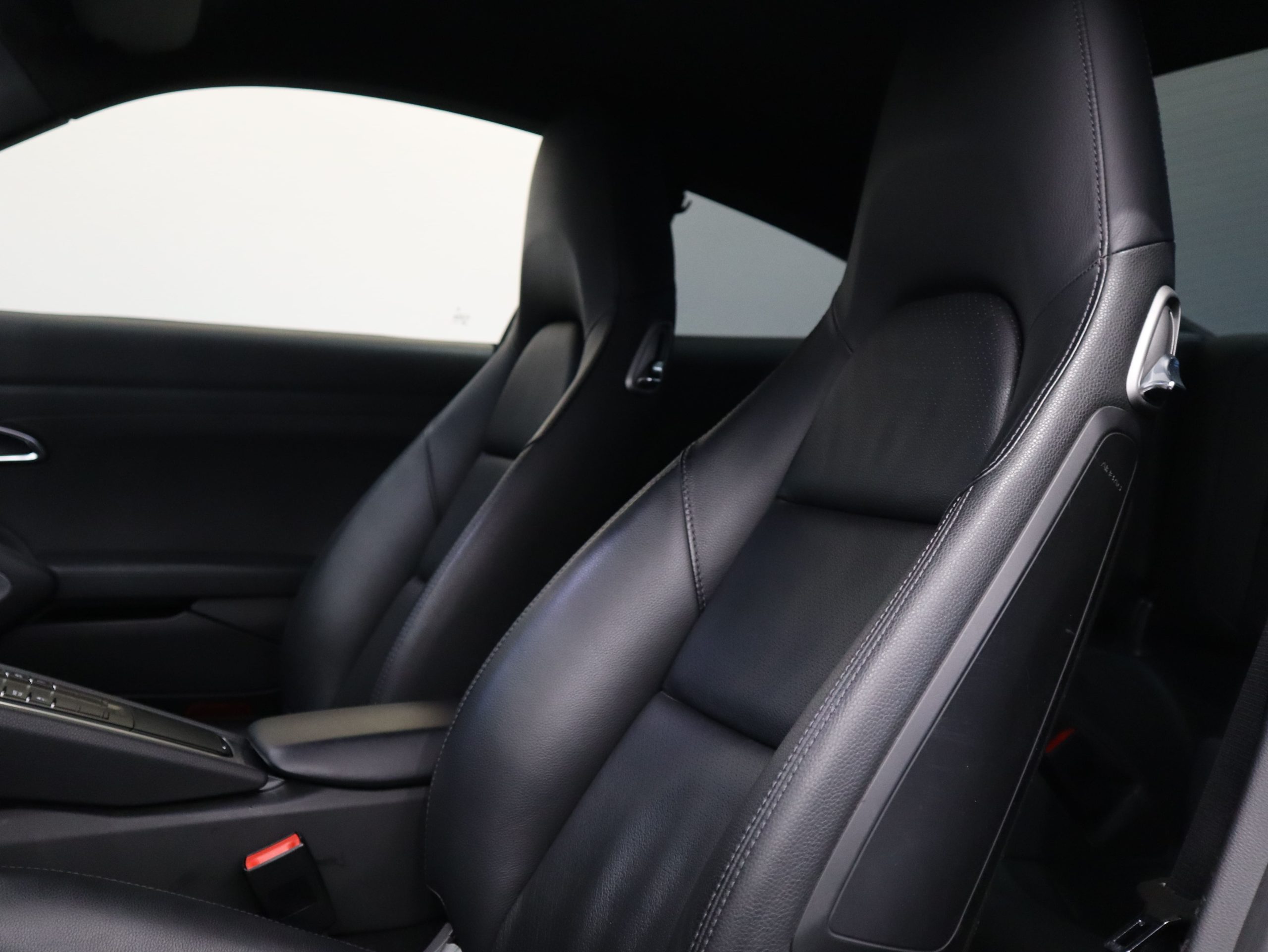 ポルシェ911カレラ（Type991.1）PDK<br>スポーツエグゾーストシステム<br>スポーツクロノパッケージ<br>スポーツデザインステアリング