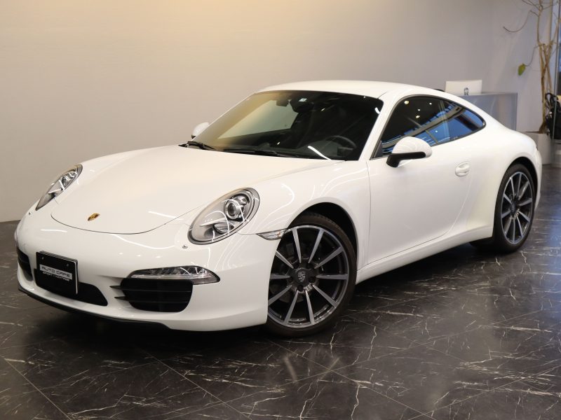 ポルシェ911カレラ（Type991.1）PDK<br>スポーツエグゾーストシステム<br>スポーツクロノパッケージ<br>スポーツデザインステアリング