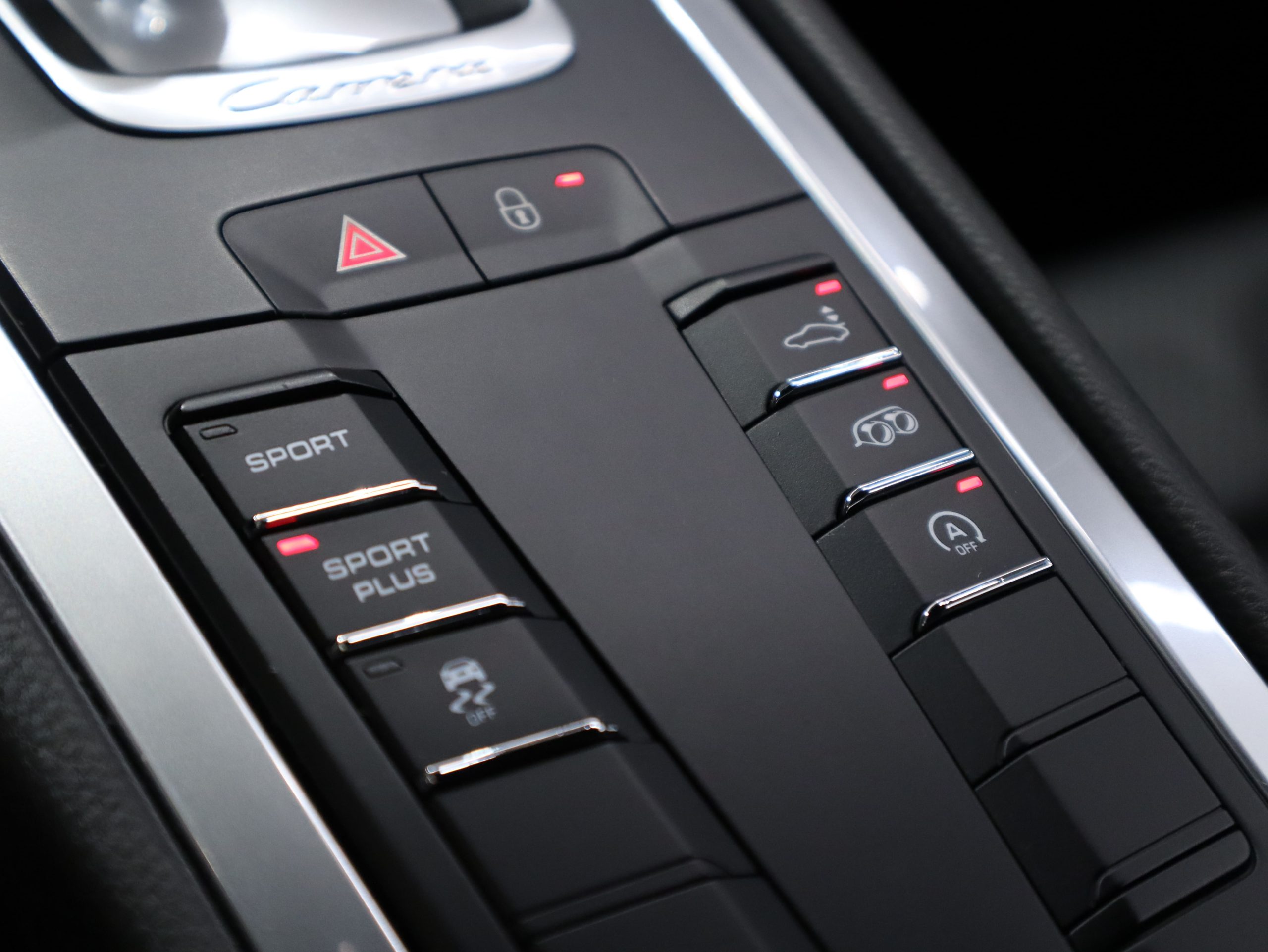 ポルシェ911カレラ（Type991.1）PDK<br>スポーツエグゾーストシステム<br>スポーツクロノパッケージ<br>スポーツデザインステアリング