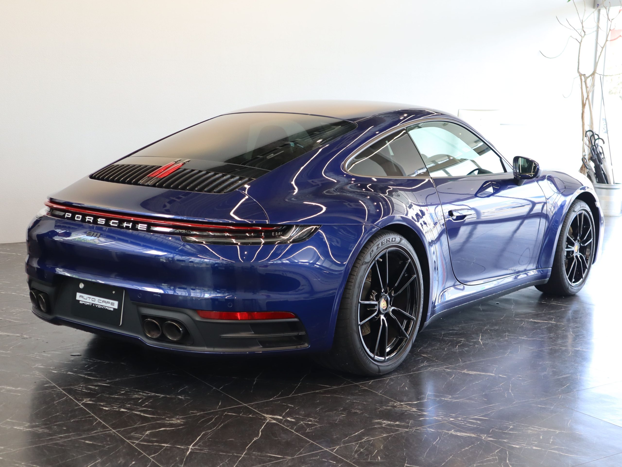 ポルシェ911カレラ（Type992）PDK<br>スポーツクロノパッケージ<br>エレクトリックコントロールスポーツシート<br>サーボトロニック