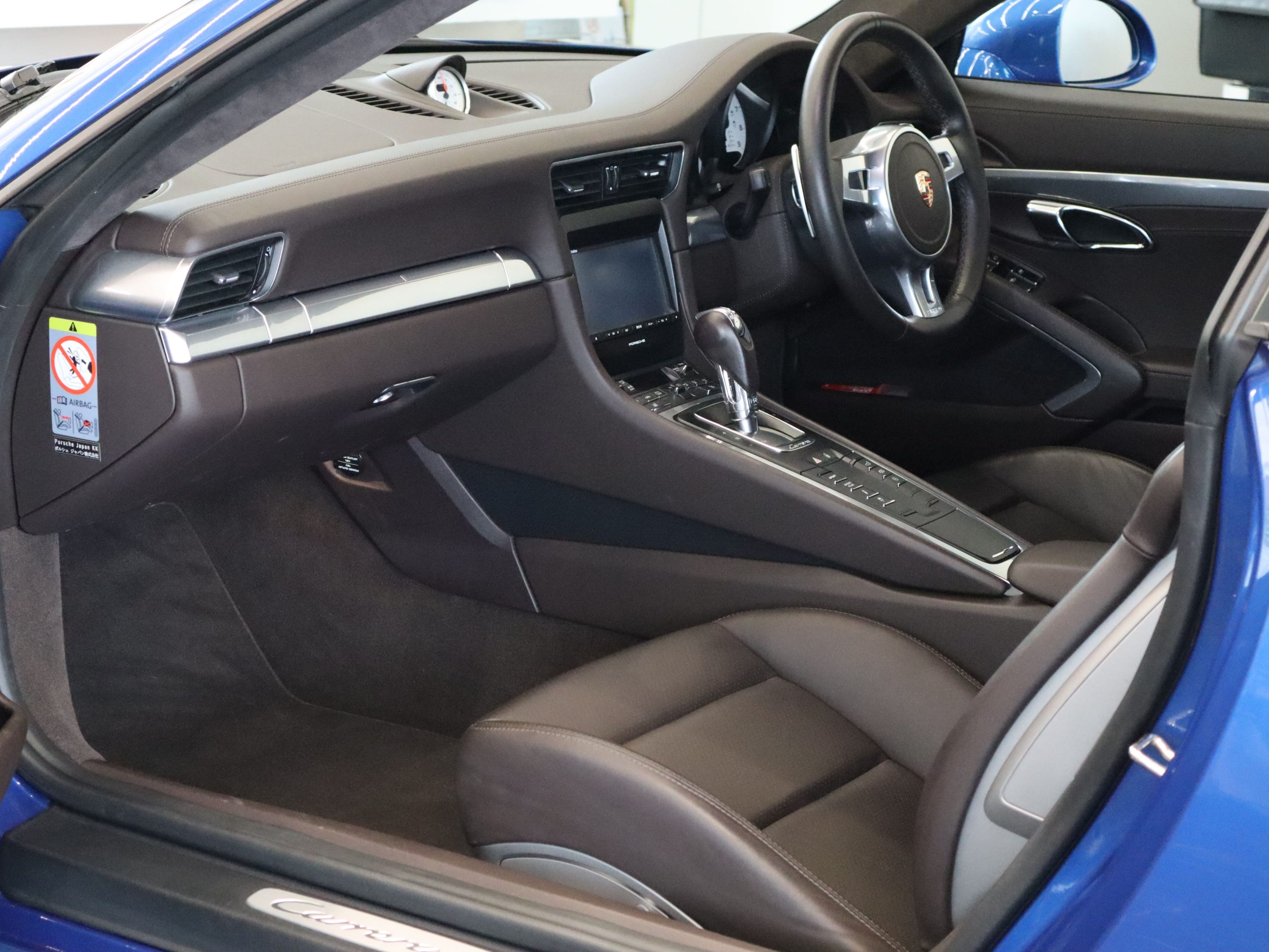 ポルシェ911カレラS（Type991.1）PDK<br>エスプレッソレザーインテリア<br>スポーツクロノパッケージ<br>スポーツエグゾーストシステム<br>PASMスポーツシャシー