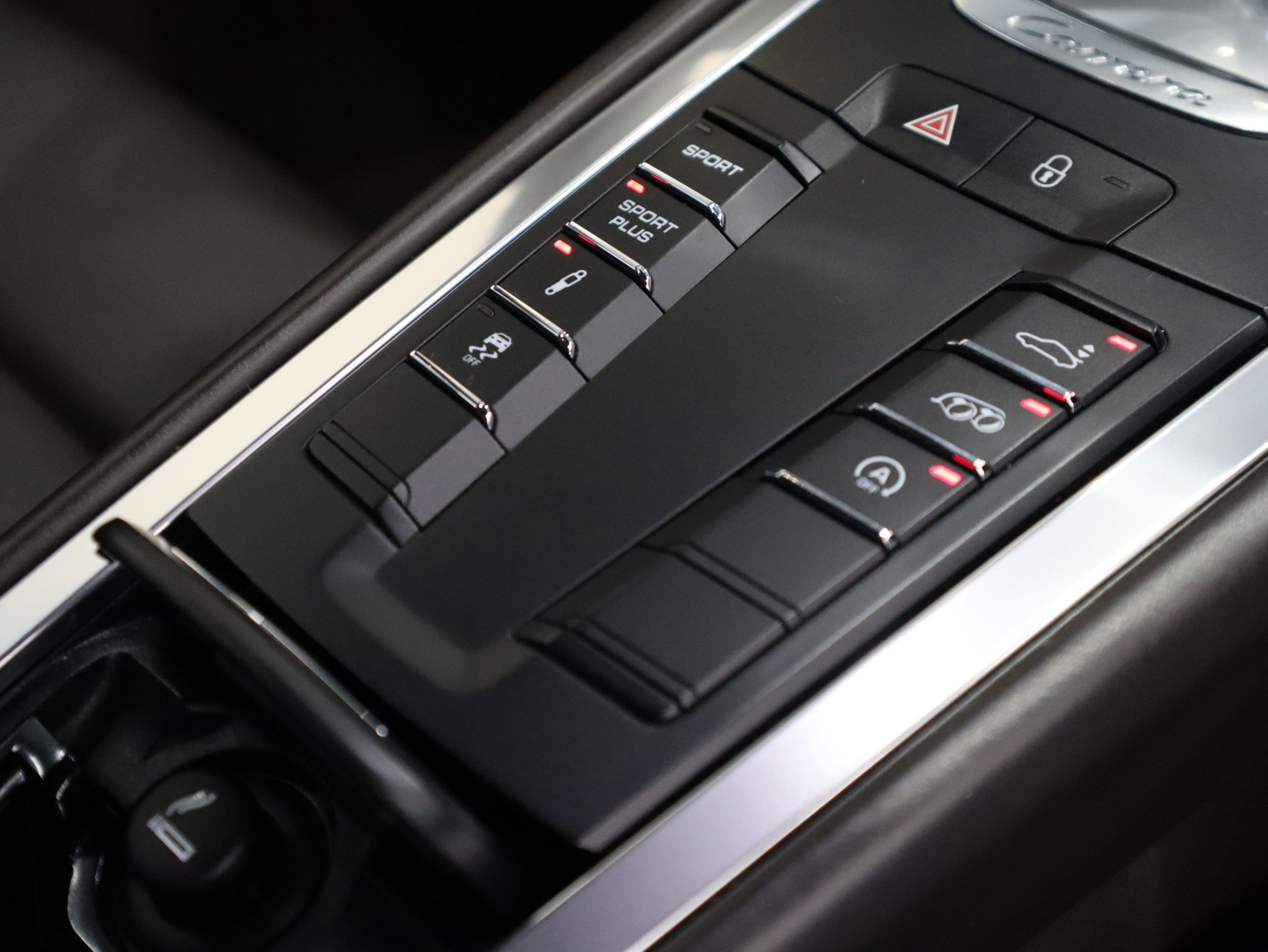 ポルシェ911カレラS（Type991.1）PDK<br>エスプレッソレザーインテリア<br>スポーツクロノパッケージ<br>スポーツエグゾーストシステム<br>PASMスポーツシャシー