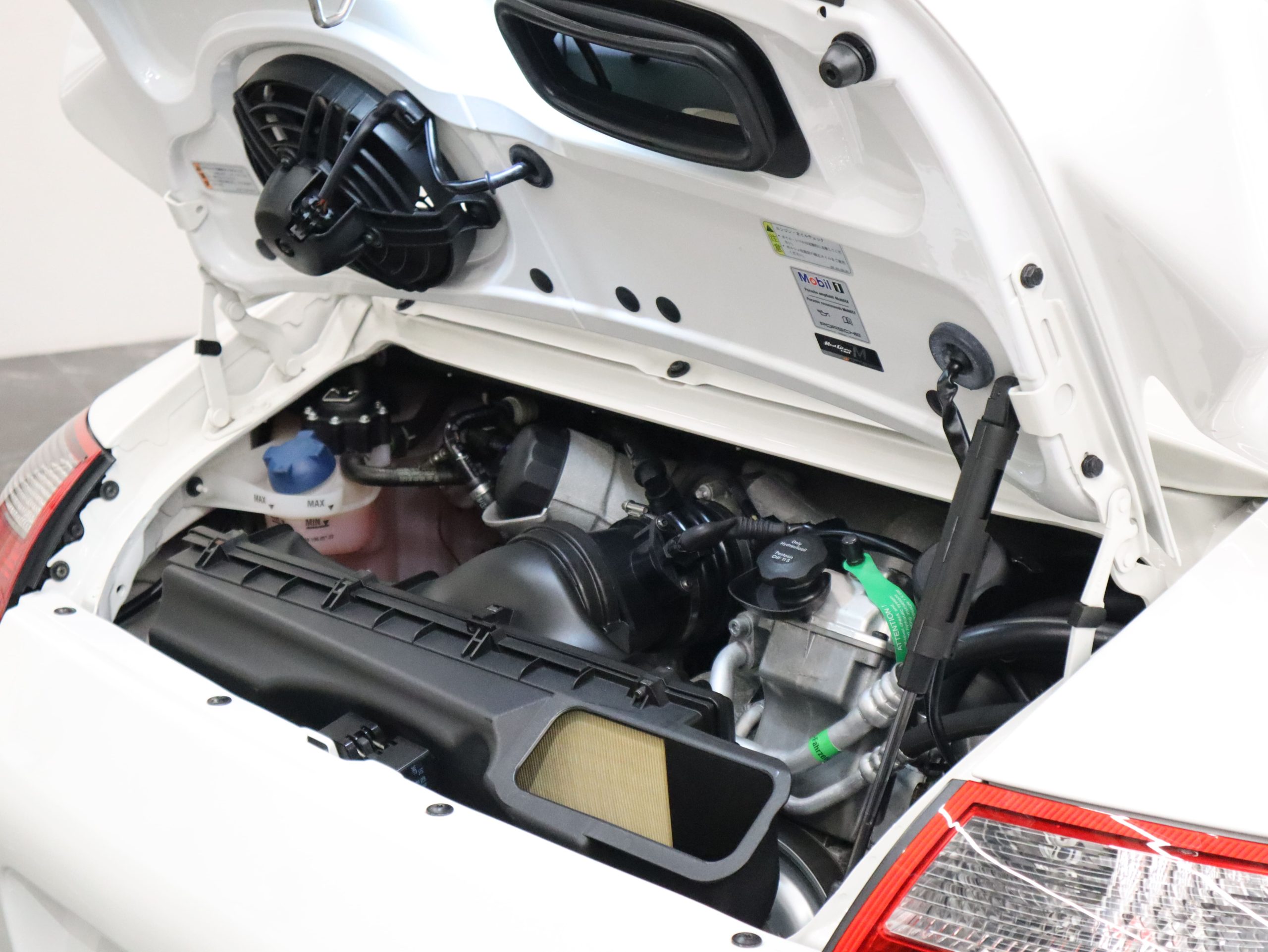 ★ポルシェ911GT3ストリート（Type997.1）6MT<br>レザーインテリア<br>PCCB<セラミックコンポジットブレーキ><br>16Wayアダプティブスポーツシートプラス<br>ロベルタリフトシステム