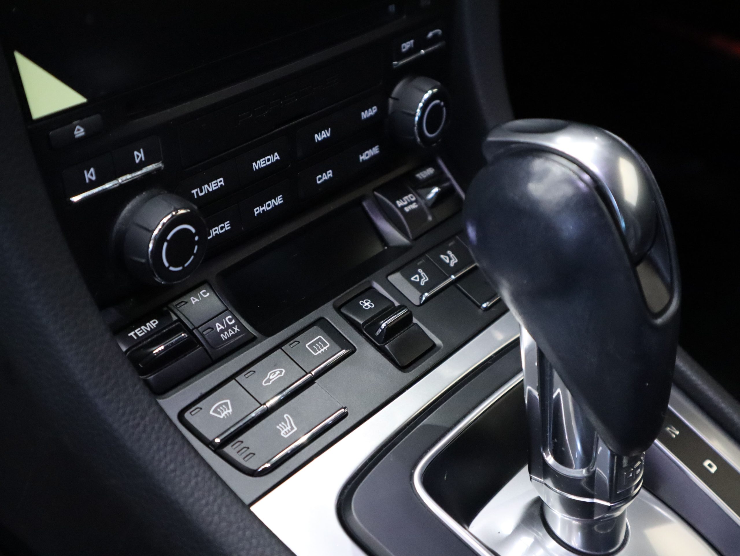 ポルシェ911カレラ（Type991.2）PDK<br>スポーツクロノパッケージ<br>レーンチェンジアシスト<br>エントリー＆ドライブシステム