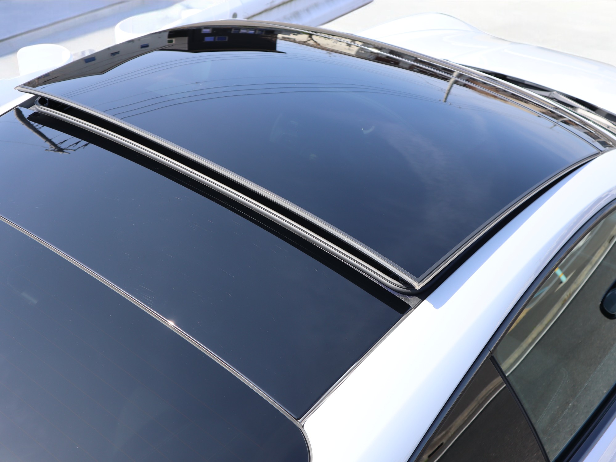 ポルシェ911カレラ4GTS（Type992）PDK<br>フロントアクスルリフトシステム<br>リアアクスルステアリング<br>GTS＆マットカーボンインテリアPKG<br>ハイグロスエクステリアPKG<br>チルト/スライド式電動ガラスサンルーフ