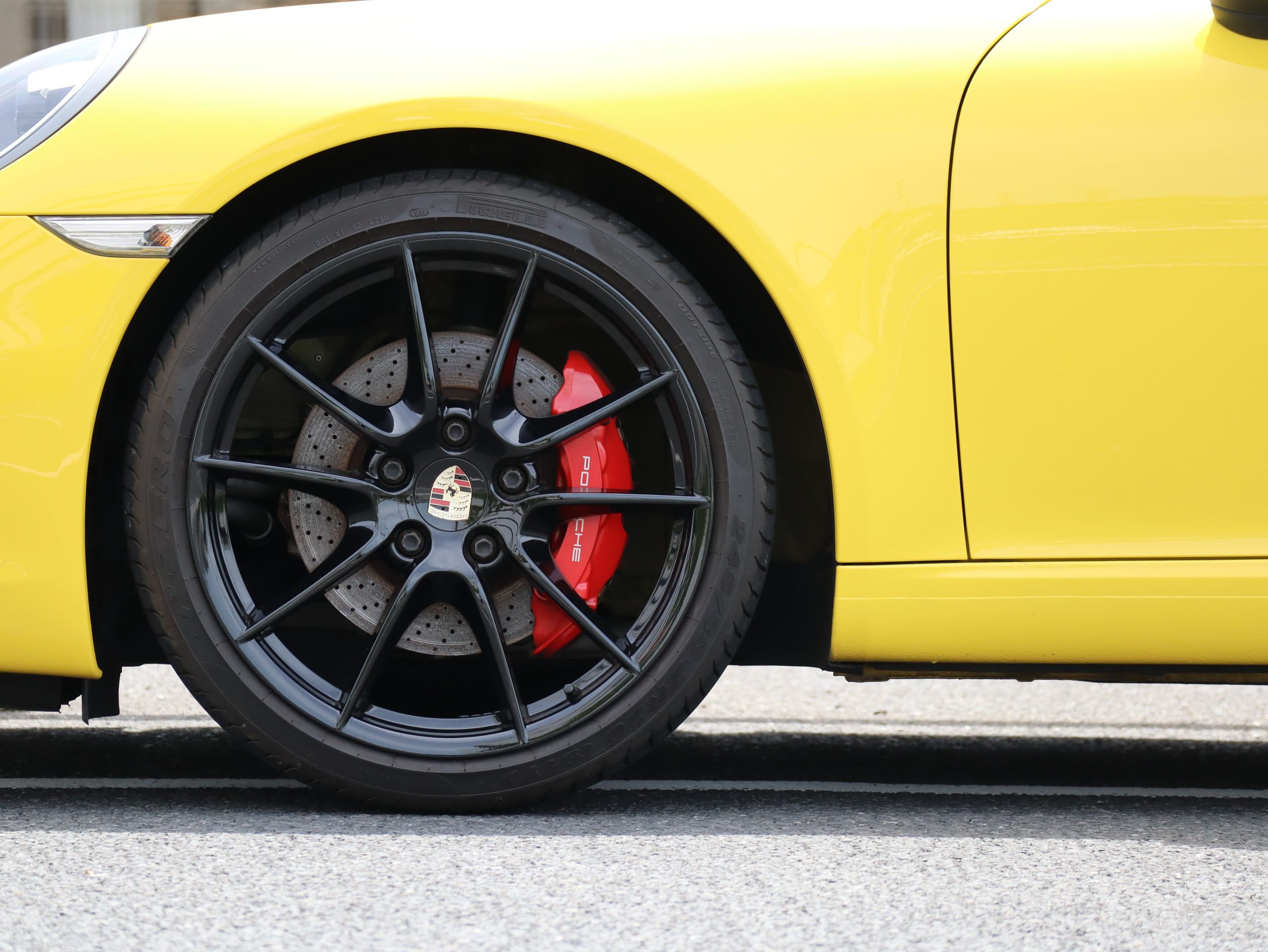 ポルシェ911カレラSカブリオレ（Type991.1）PDK<br>スポーツクロノパッケージ<br>ブルーレザーインテリア<br>シートベンチレーション<br>シートヒーター