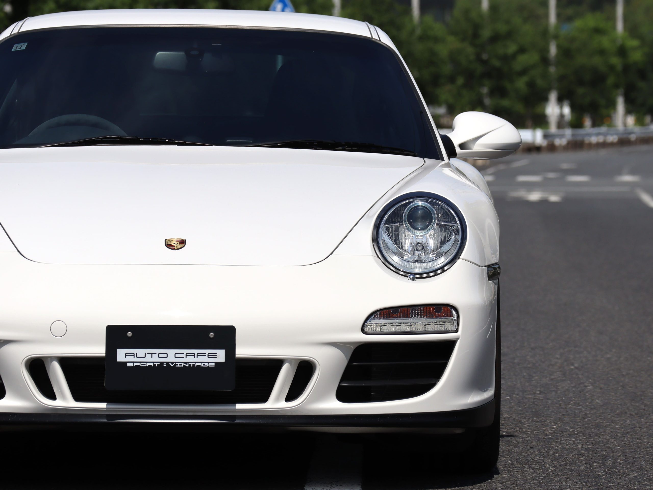 ポルシェ911カレラGTS（Type997.2）PDK<br>右ハンドル4人乗り<br>スポーツクロノパッケージ<br>スポーツエグゾーストシステム<br>アクティブサスペンションマネージメント<br>スポーツデザインステアリングホイール<br>センターロック式RSスパイダーホイール