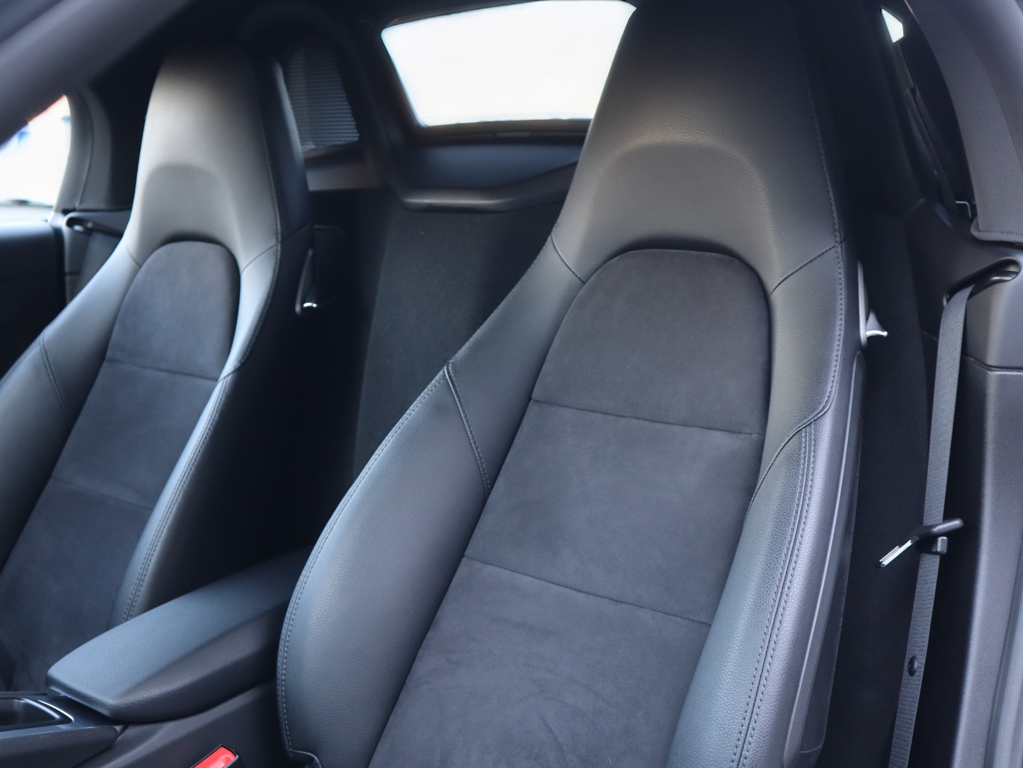 718ボクスター（Type982）PDK<br>スポーツクロノパッケージ<br>GTスポーツステアリング<br>シートヒーター<br>PASM