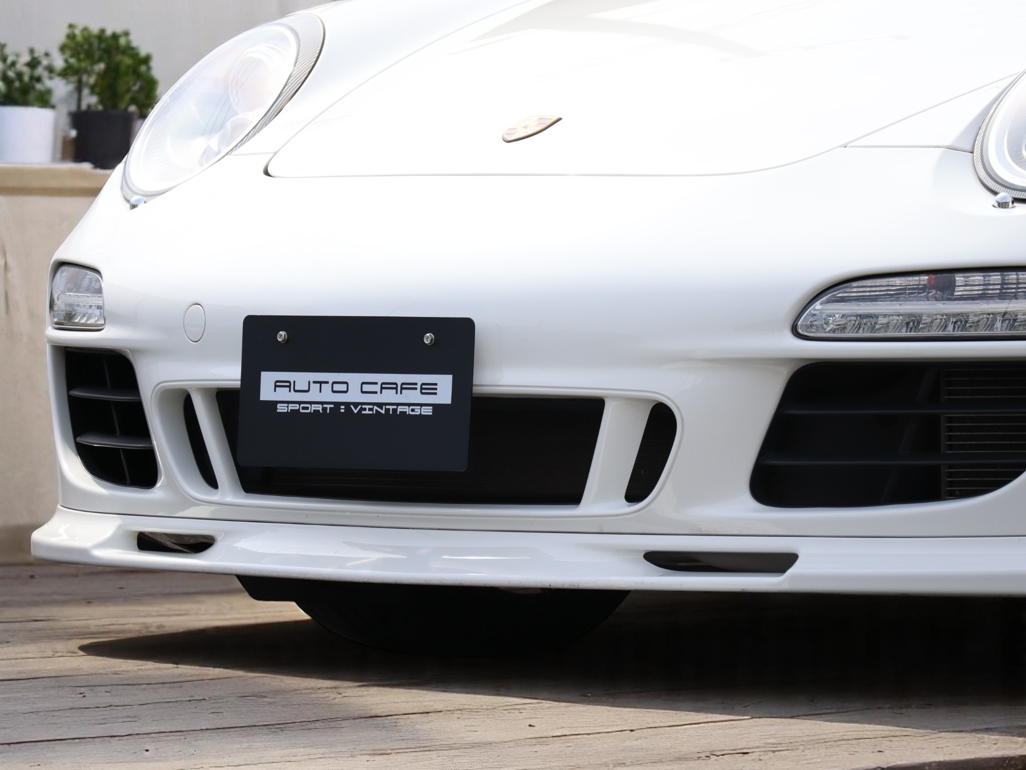 ポルシェ911カレラGTS（Type997.2）PDK<br>カップエアロキット<br>レザー&アルミニウムルックインテリア<br>スポーツエグゾーストシステム