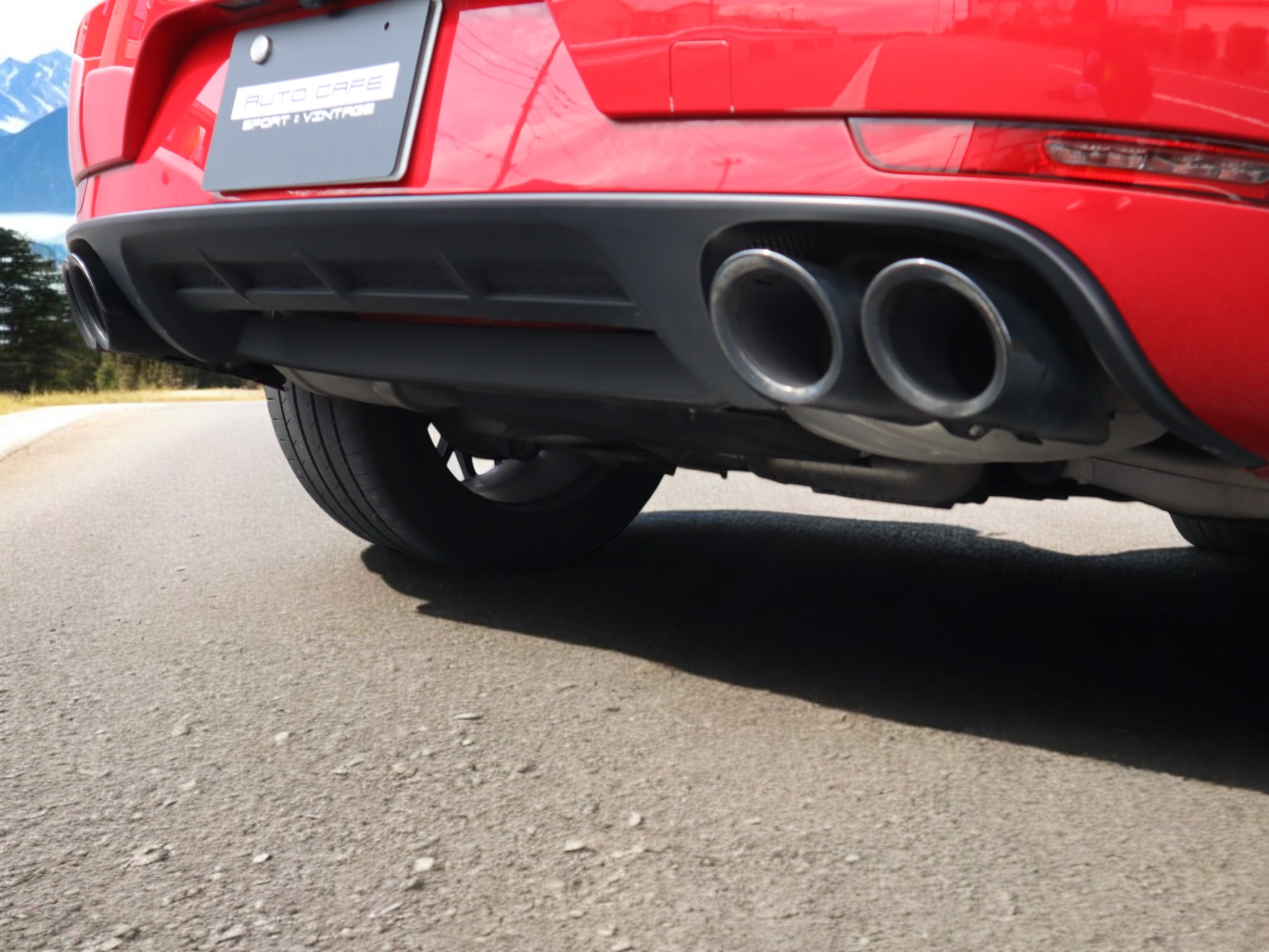 マカンGTS（Type1）<br>ツートンレザーインテリアパッケージ<br>スポーツエグゾーストシステム<br>ドライバーメモリーパッケージ<br>サラウンドビューモニター