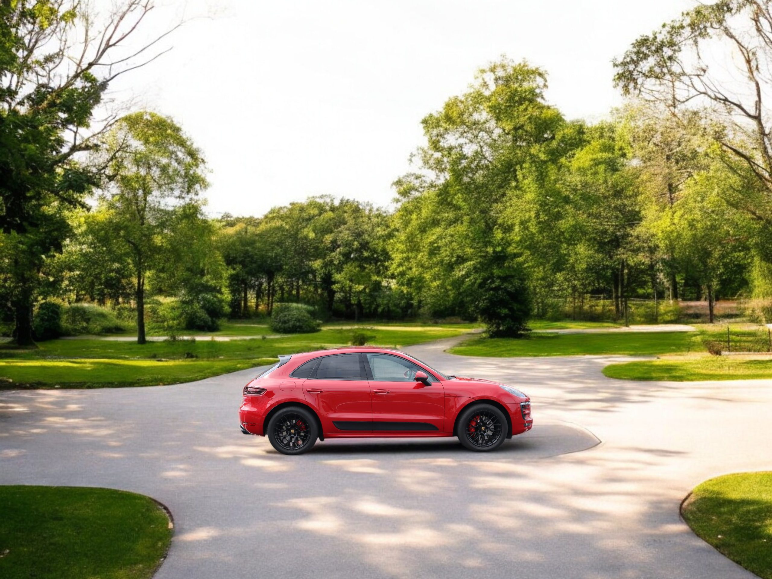 マカンGTS（Type1）<br>ツートンレザーインテリアパッケージ<br>スポーツエグゾーストシステム<br>ドライバーメモリーパッケージ<br>サラウンドビューモニター