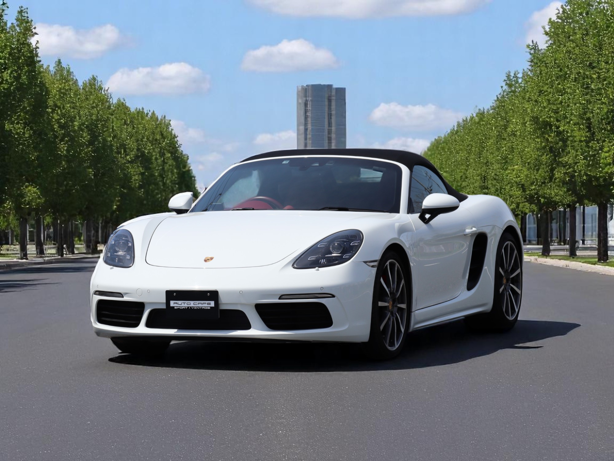 ポルシェ718ボクスターS（Type982）PDK<br>レッドレザーインテリア<br>スポーツクロノパッケージ<br>スポーツエグゾーストシステム<br>シートベンチレーション<br>PDLS+含むLEDヘッドライト