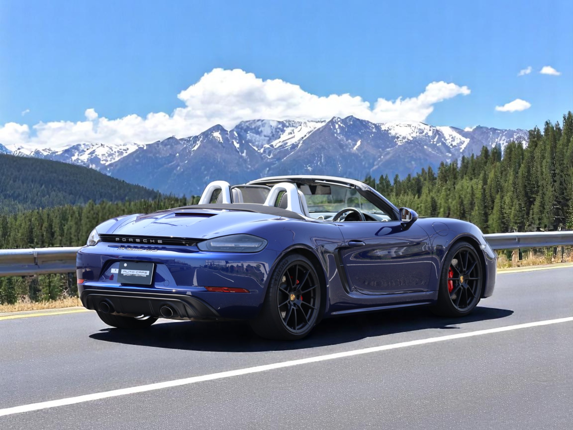ポルシェ718ボクスターGTS4.0（Type982）6MT<br>ツートンレザーインテリア<br>スポーツクロノパッケージ<br>スポーツエグゾーストシステム<br>シートベンチレーション<br>レーンチェンジアシスト