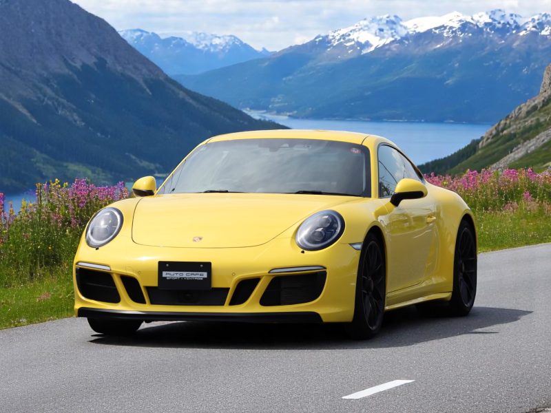 ポルシェ911カレラGTS（Type991.2）PDK<br>オプションレザーマニュファクチャー<br>フロントアクスルリフトシステム<br>アダプティブクルーズコントロール<br>PDLS+含むLEDヘッドライト<br>アダプティブスポーツシートプラス