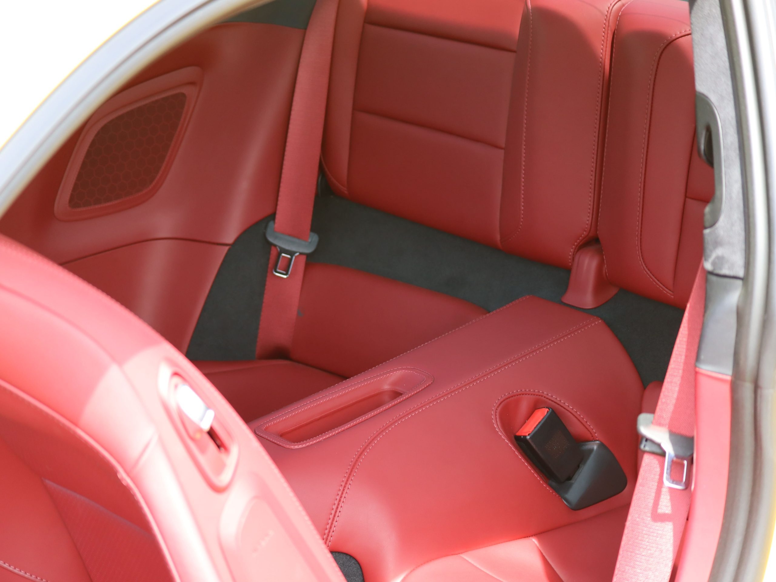 ポルシェ911カレラGTS（Type991.2）PDK<br>オプションレザーマニュファクチャー<br>フロントアクスルリフトシステム<br>アダプティブクルーズコントロール<br>PDLS+含むLEDヘッドライト<br>アダプティブスポーツシートプラス